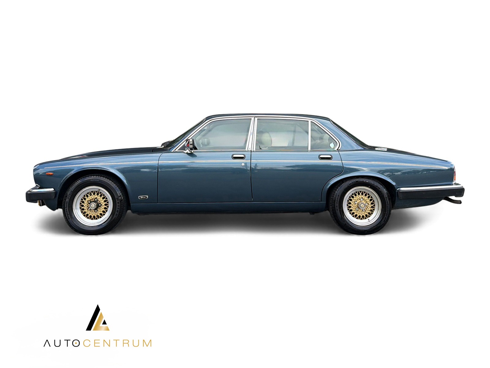 JAGUAR Sovereign 4.2-image-15