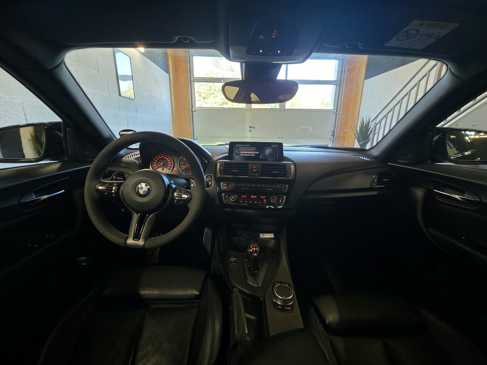 BMW BMW M2 3.0 Turbo DKG 7 rapports 370 ch Harman Kardon Toit ouvrant Accessoires Carbone-image-14