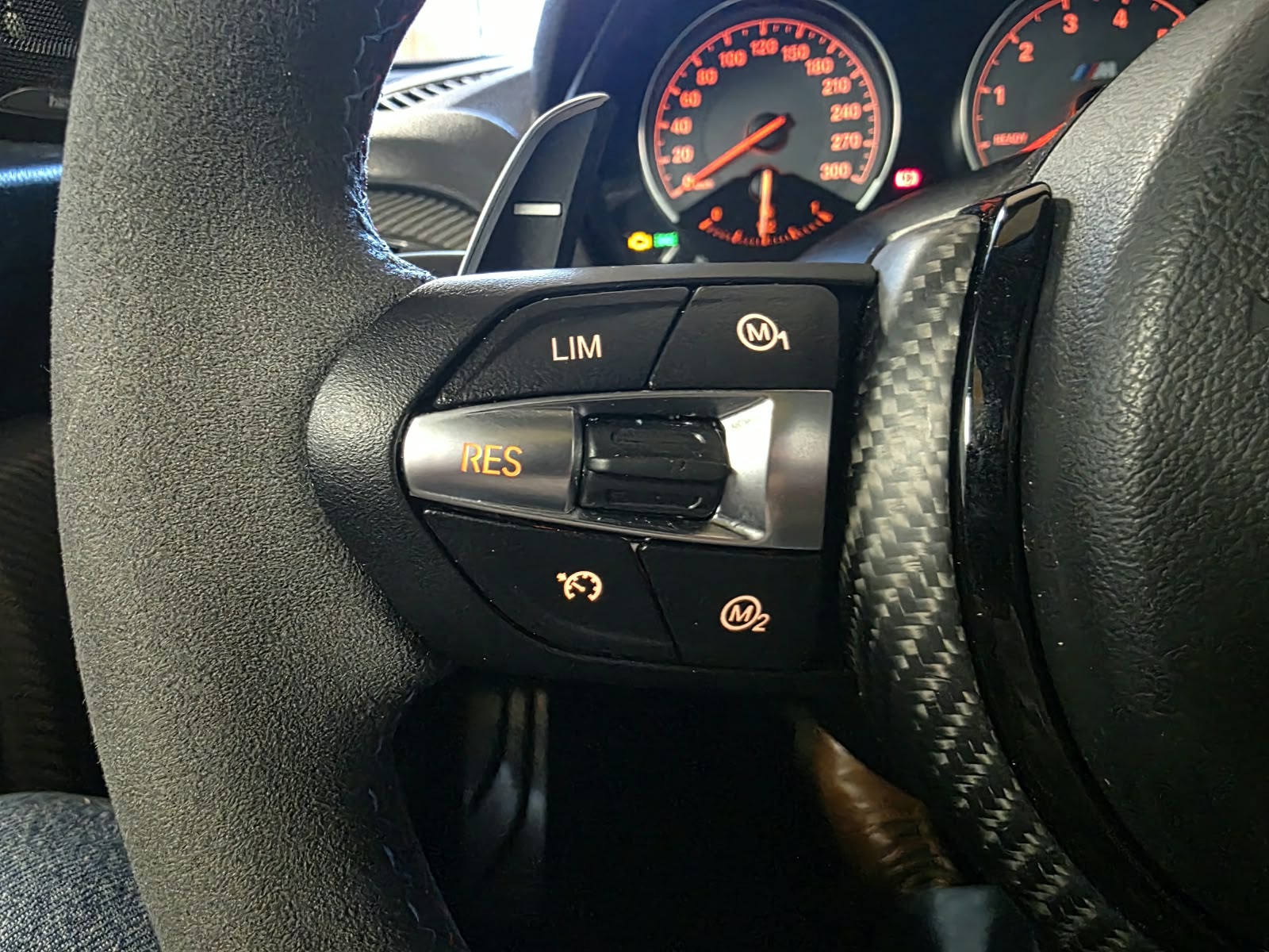 BMW BMW M2 3.0 Turbo DKG 7 rapports 370 ch Harman Kardon Toit ouvrant Accessoires Carbone-image-16