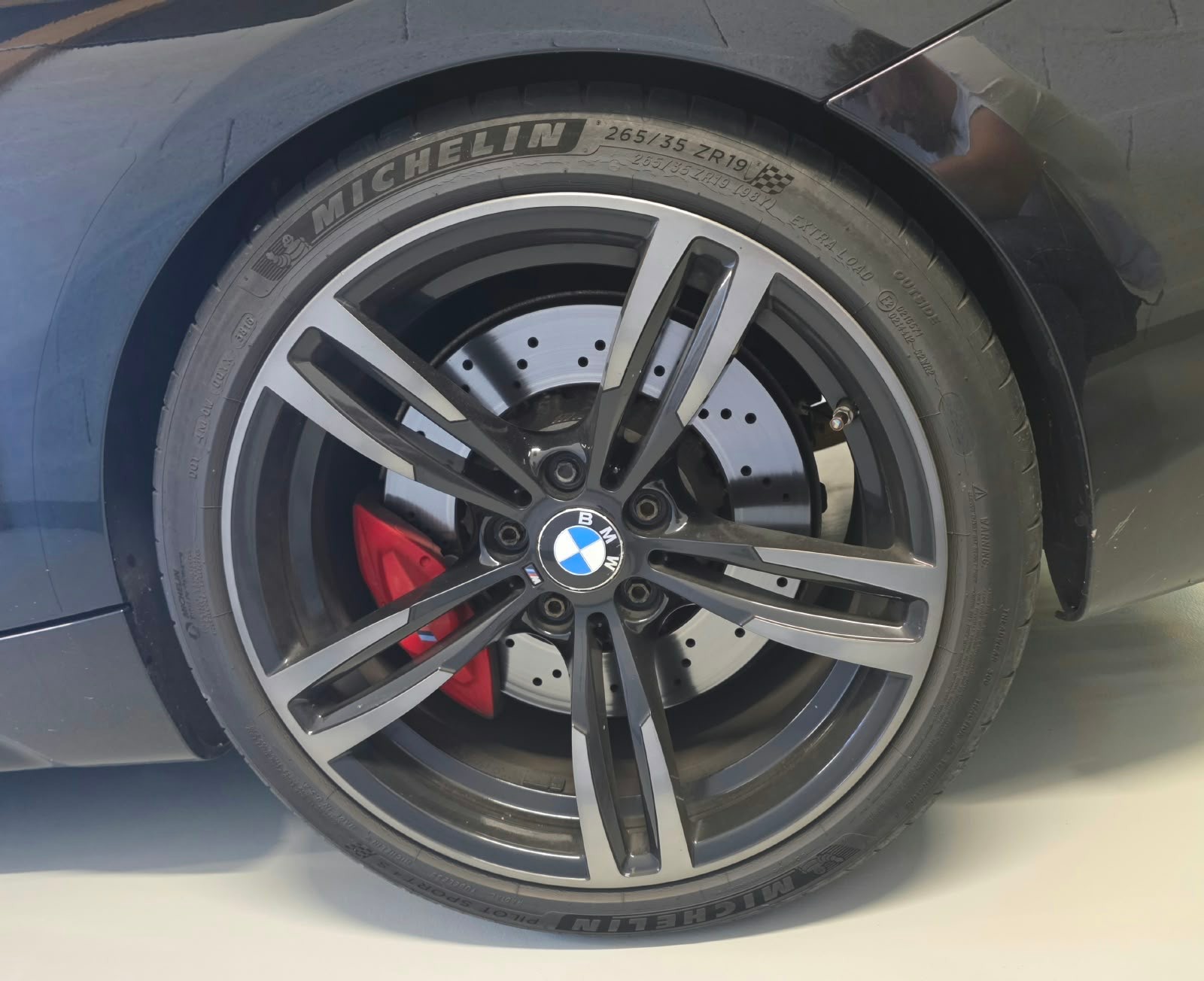 BMW BMW M2 3.0 Turbo DKG 7 rapports 370 ch Harman Kardon Toit ouvrant Accessoires Carbone-image-27