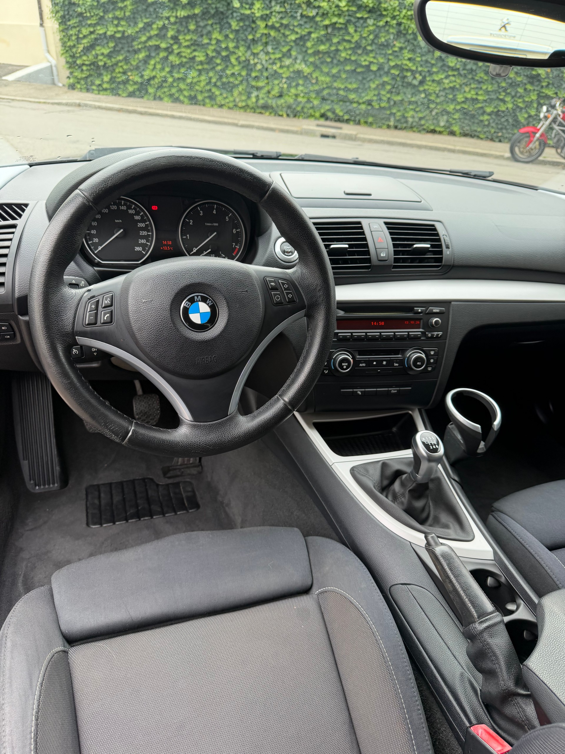 BMW 120i AccessPlus-image-7