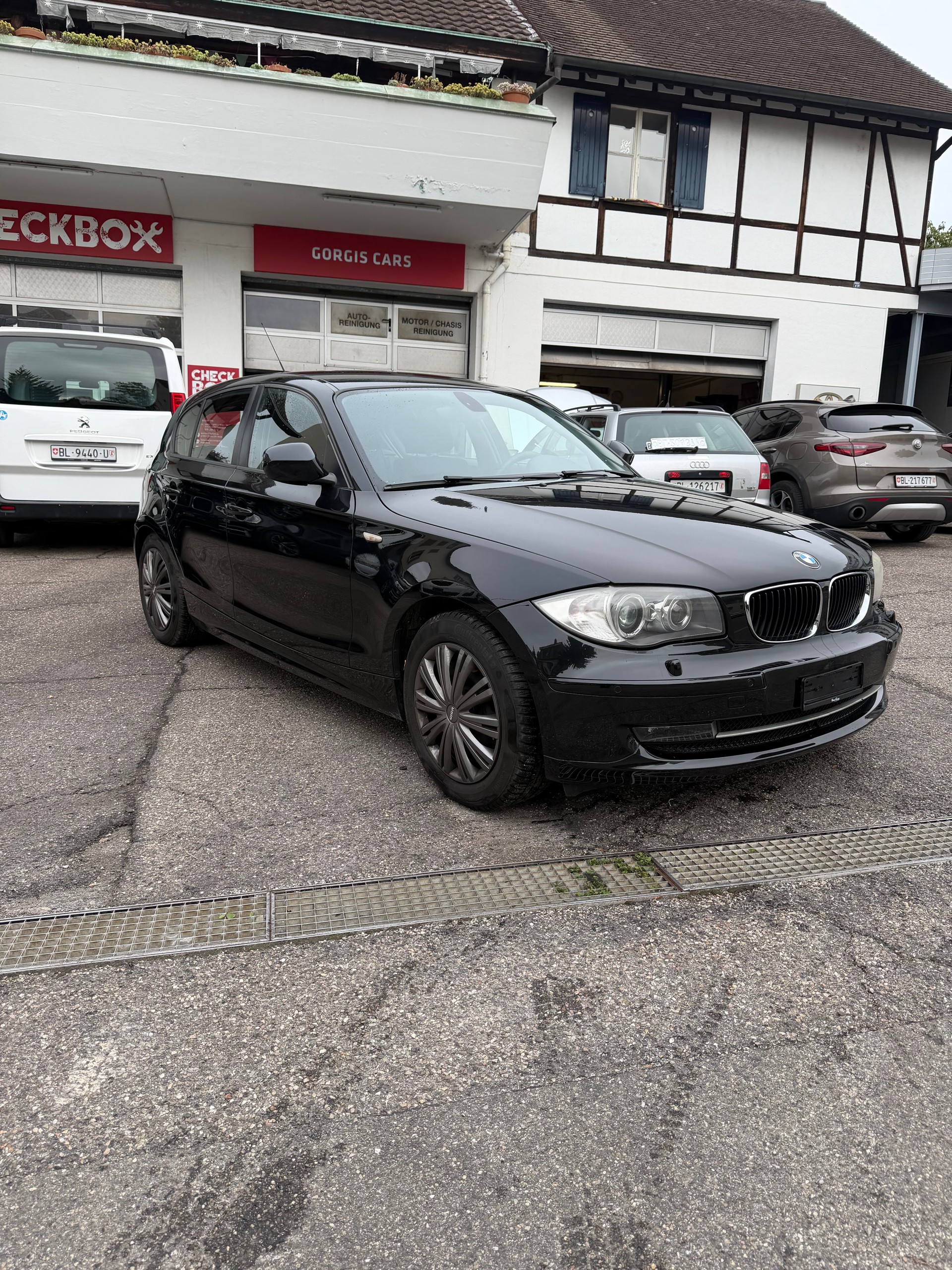 BMW 120i AccessPlus-image-3