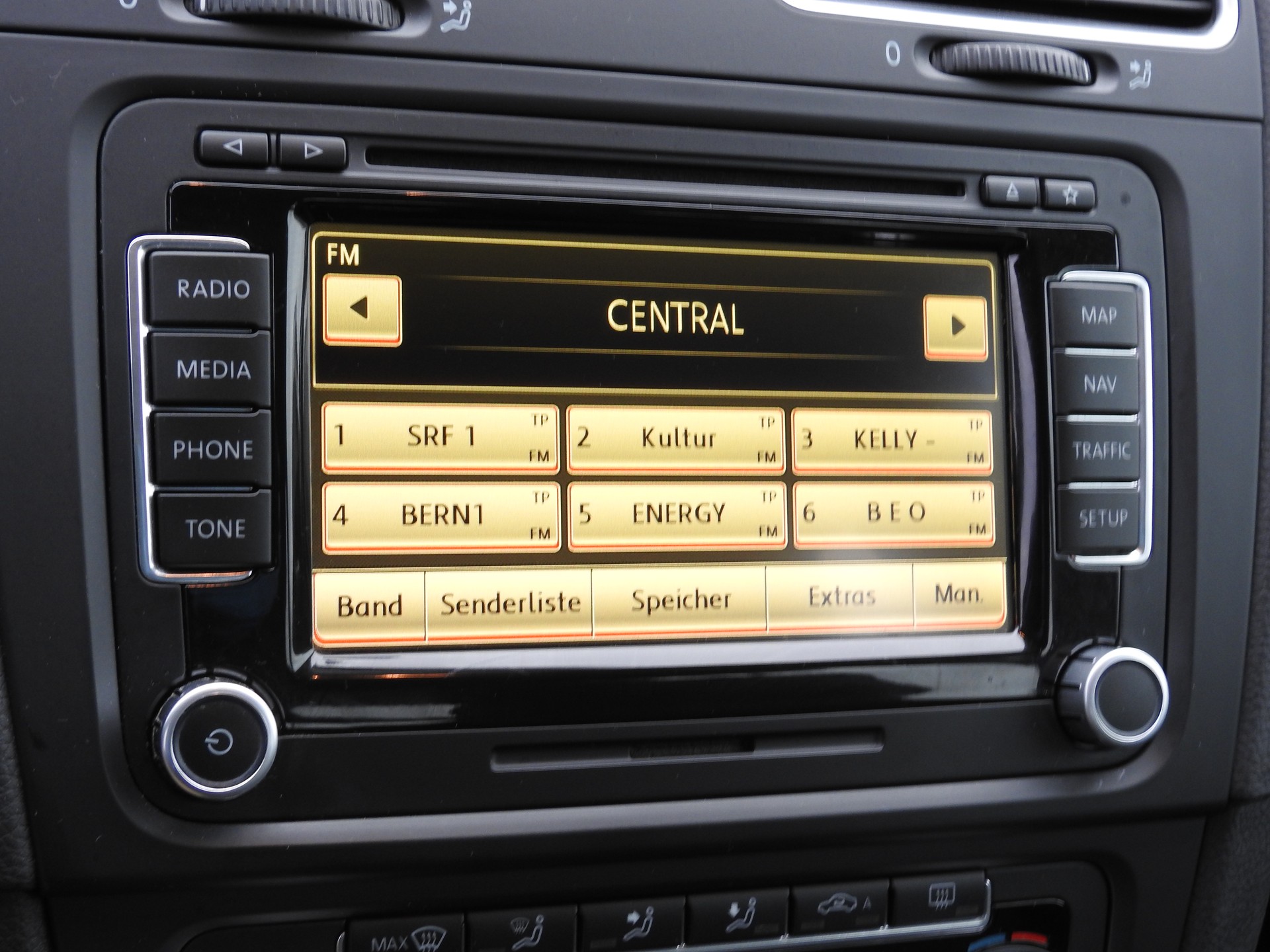 VW Golf 2.0 TDI Comfortline 4Motion-image-20