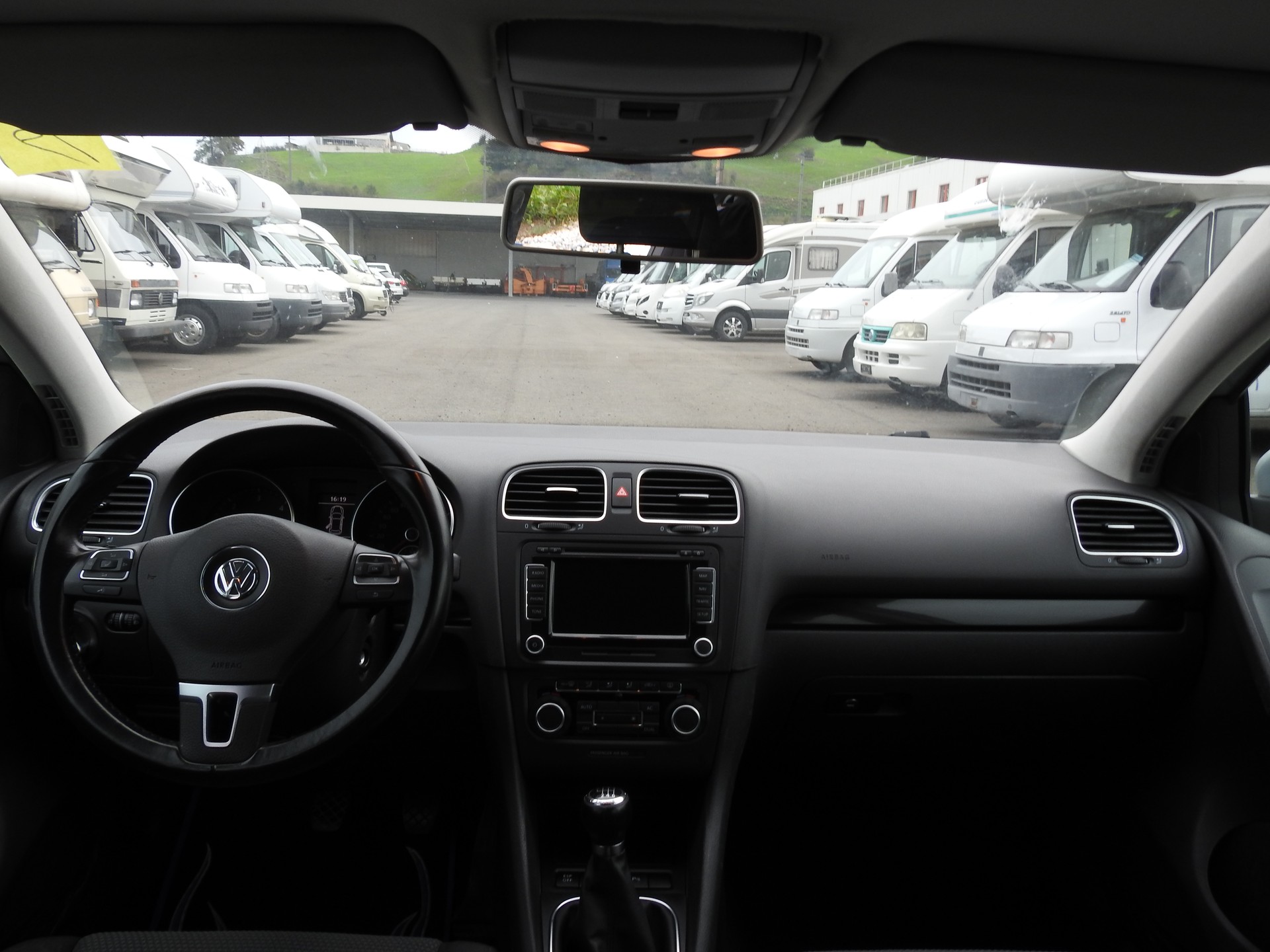 VW Golf 2.0 TDI Comfortline 4Motion-image-15