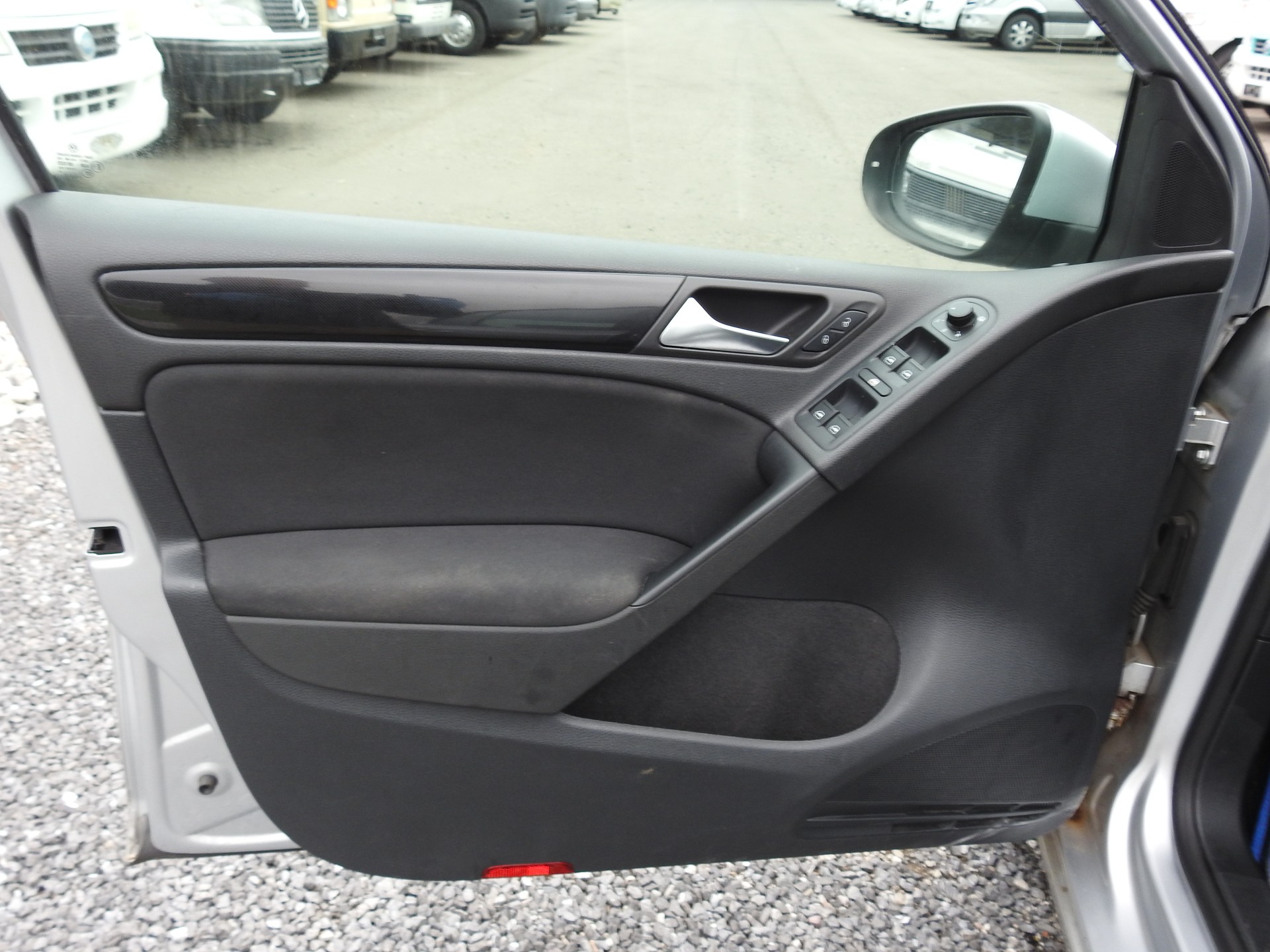 VW Golf 2.0 TDI Comfortline 4Motion-image-10