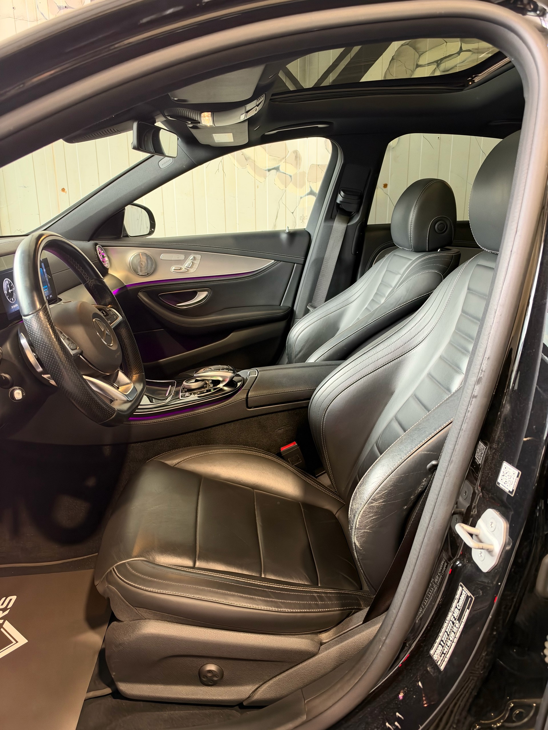 MERCEDES-BENZ E 220 d AMG Line 9G-Tronic-image-13