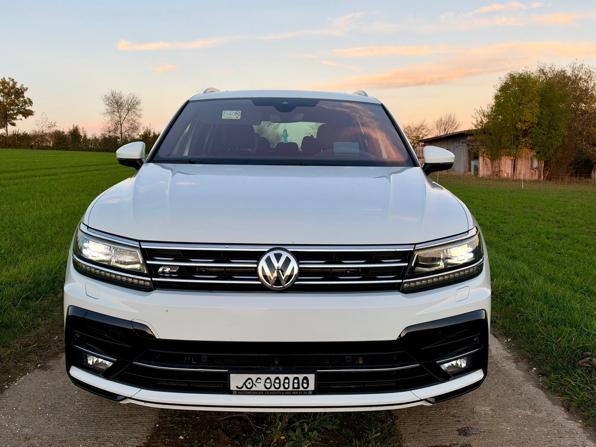 Car photo