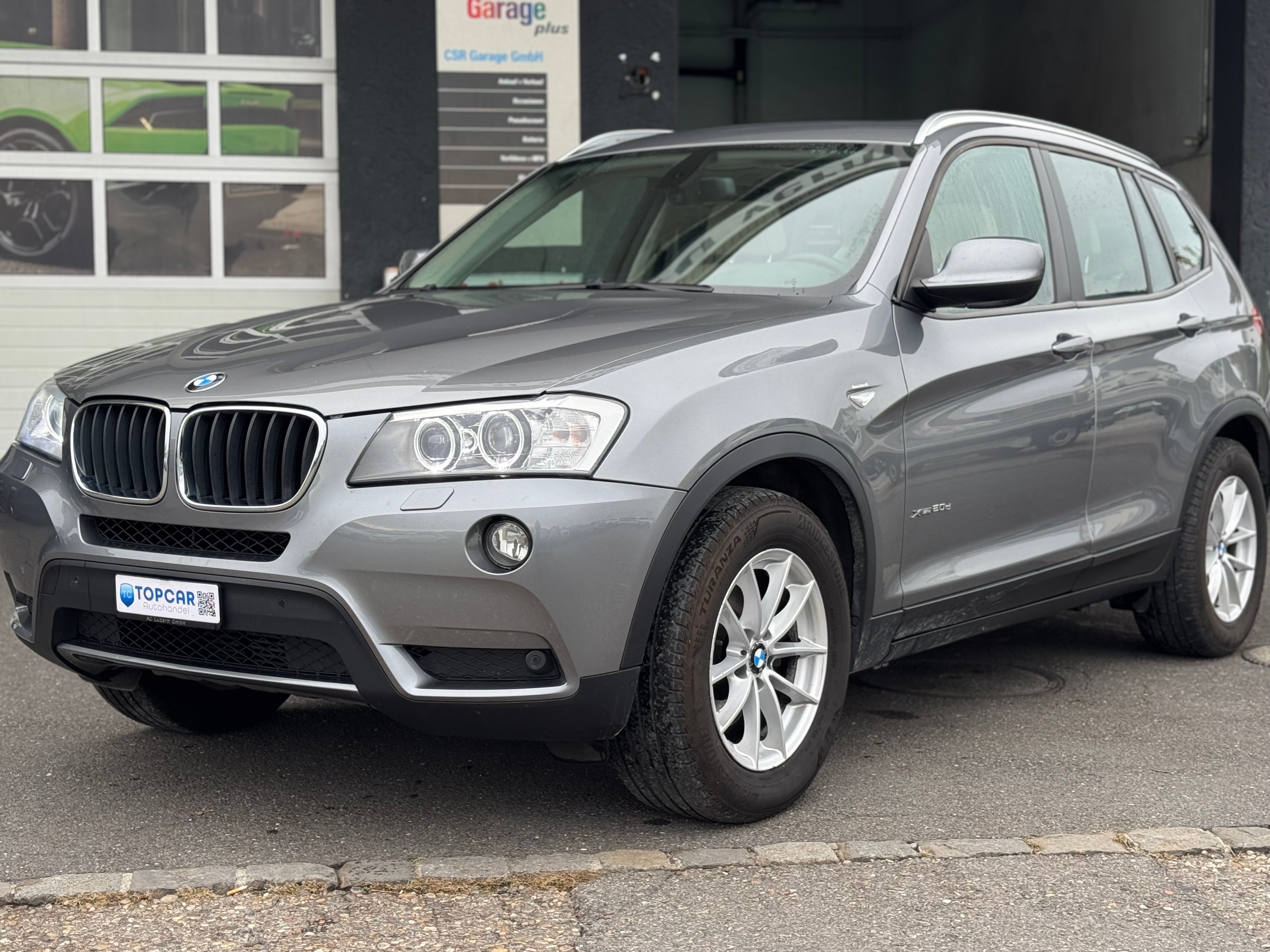 Car photo