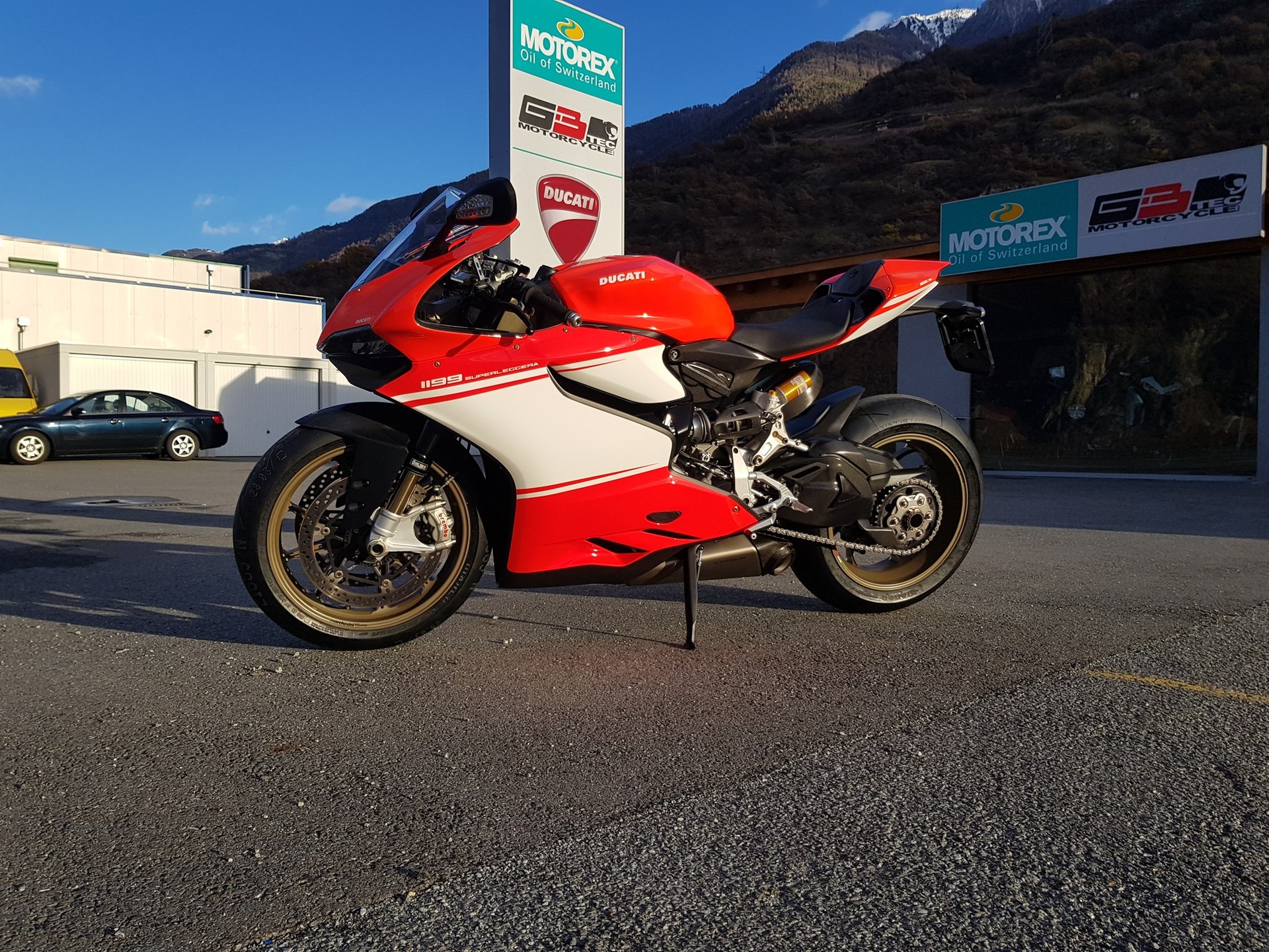 DUCATI Panigale 1199 Superleggera ABS-image-1