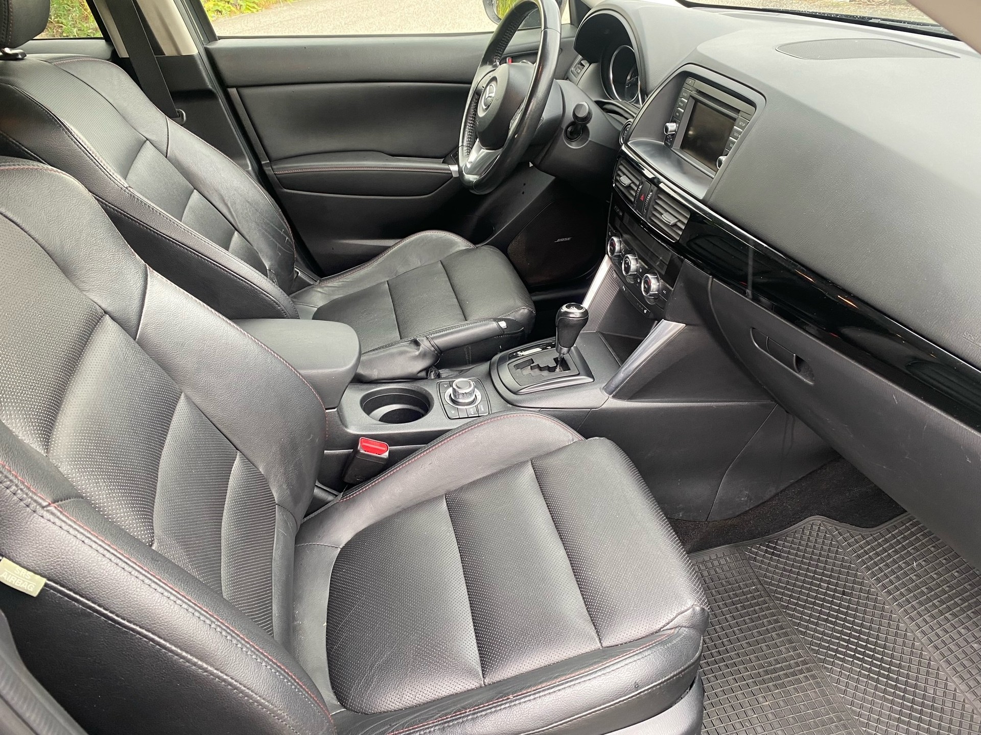 MAZDA CX-5 2.2 D HP Revolution AWD Automatic-image-6