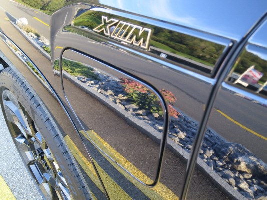 BMW XM xDrive PHEV Steptronic-image-7