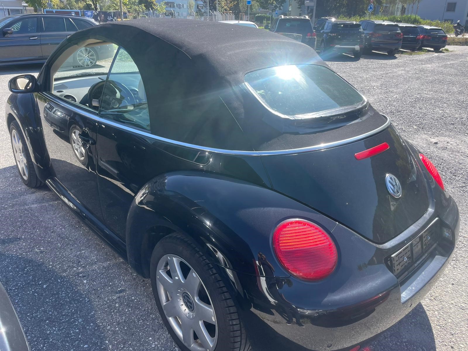 VW Beetle Cabrio 2.0-image-2