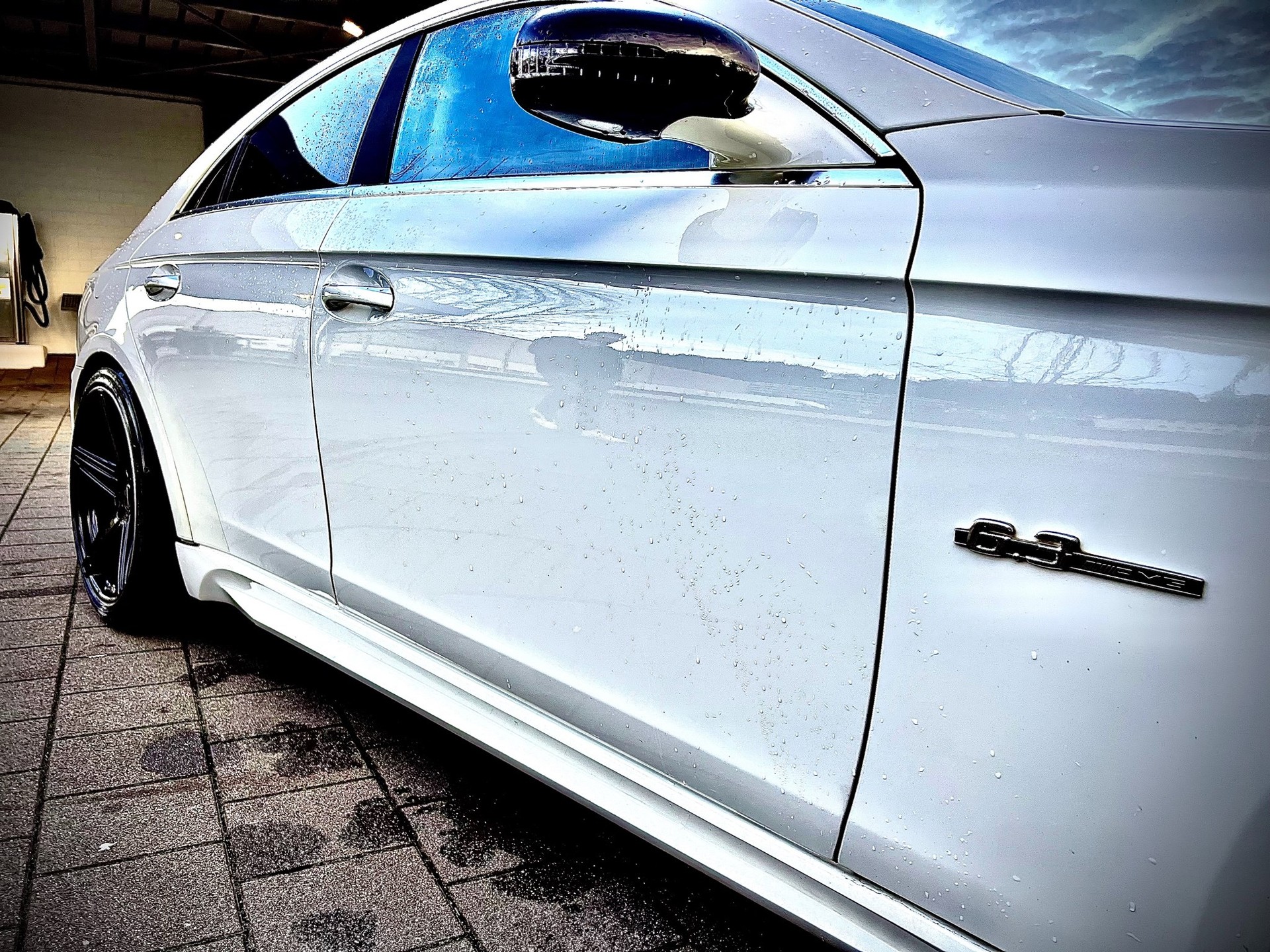 MERCEDES-BENZ CLS 63 AMG 7G-Tronic-image-1