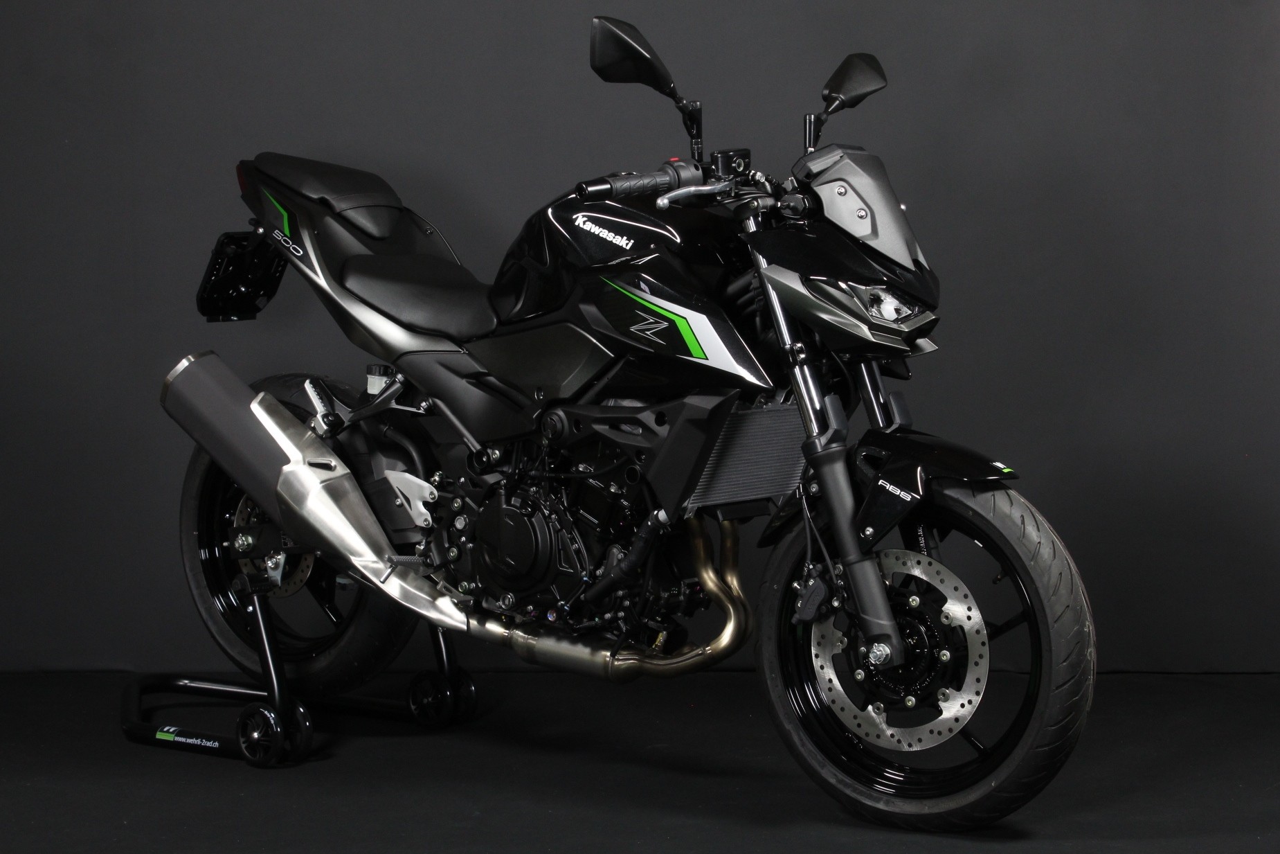KAWASAKI Z 500 Level 1-showroom-element-1