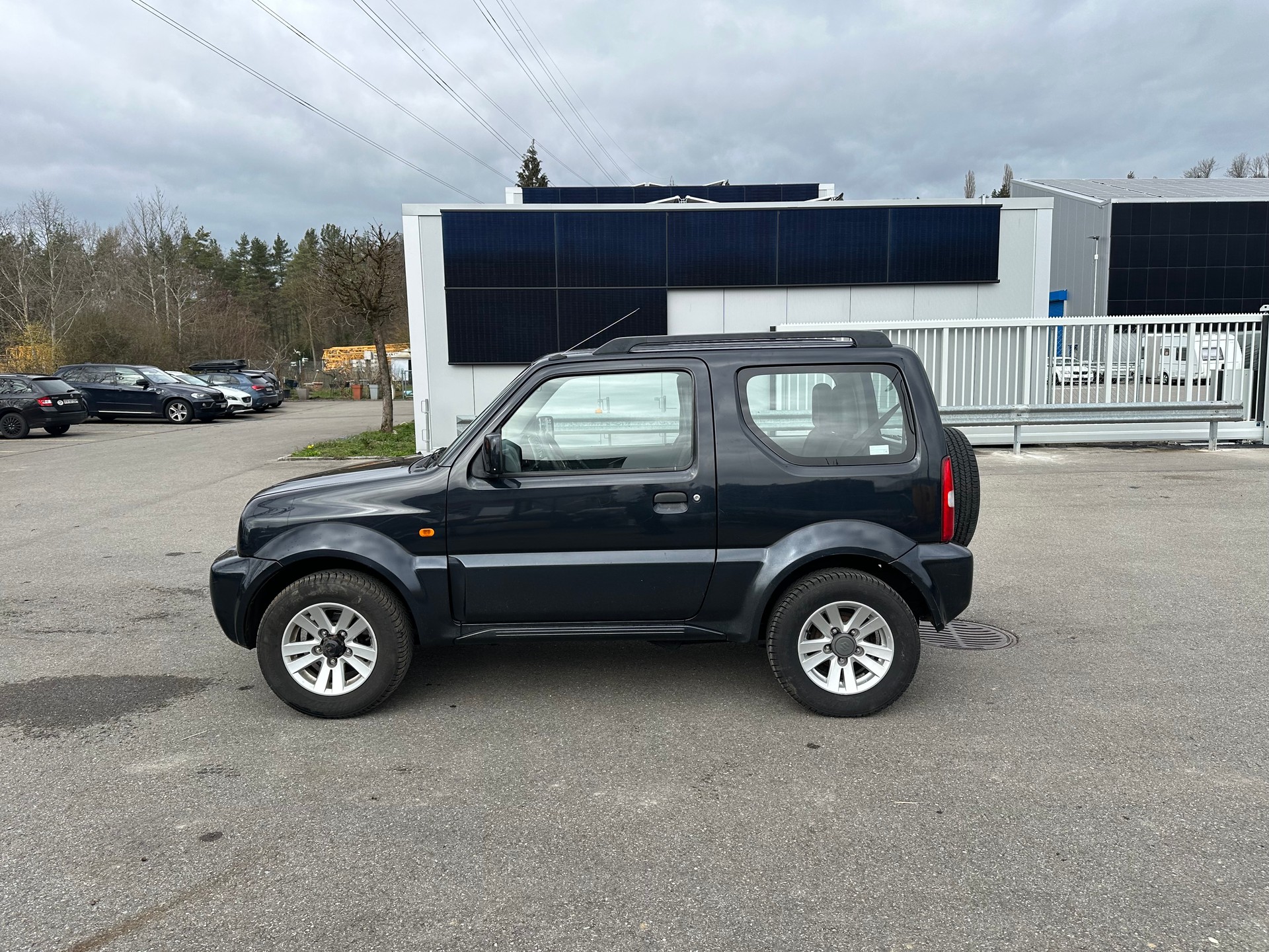 SUZUKI Jimny 1.3 16V Country-image-4
