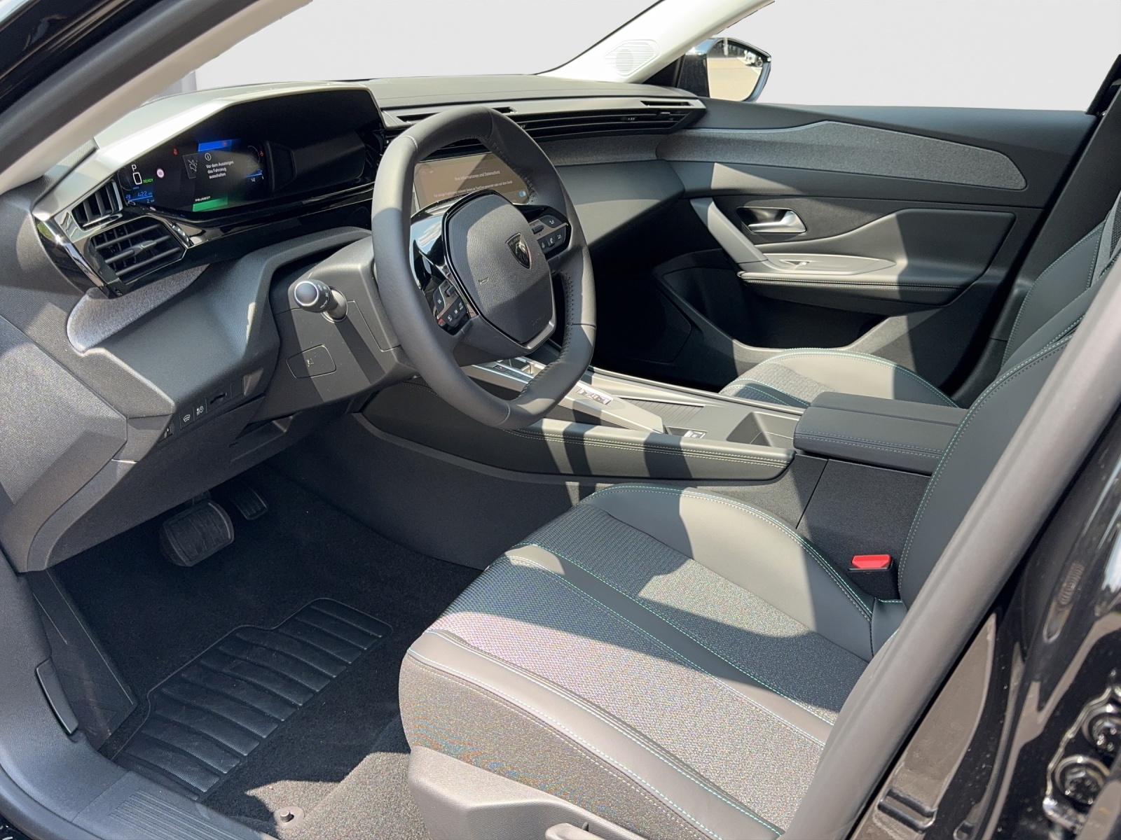 PEUGEOT 308 NEW e Allure 54kWh-image-4