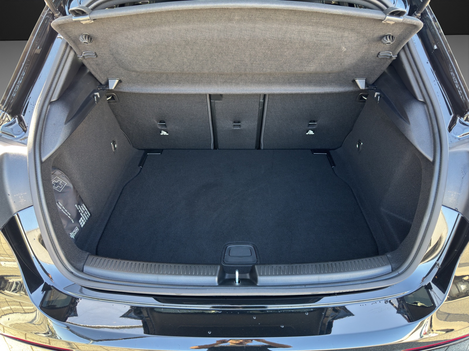 MERCEDES-BENZ A 250 4Matic 8G-DCT-image-8