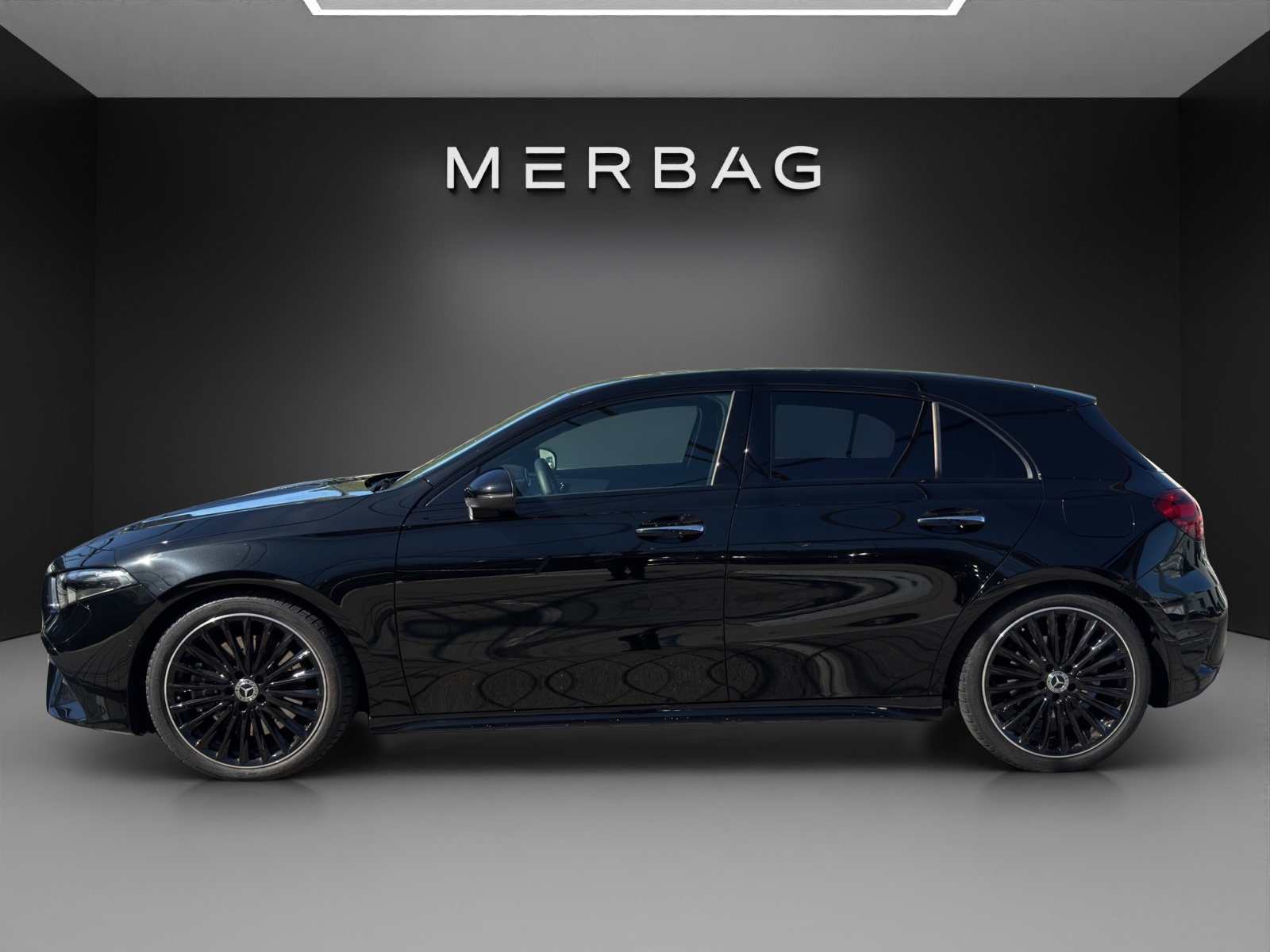 MERCEDES-BENZ A 250 4Matic 8G-DCT-image-1