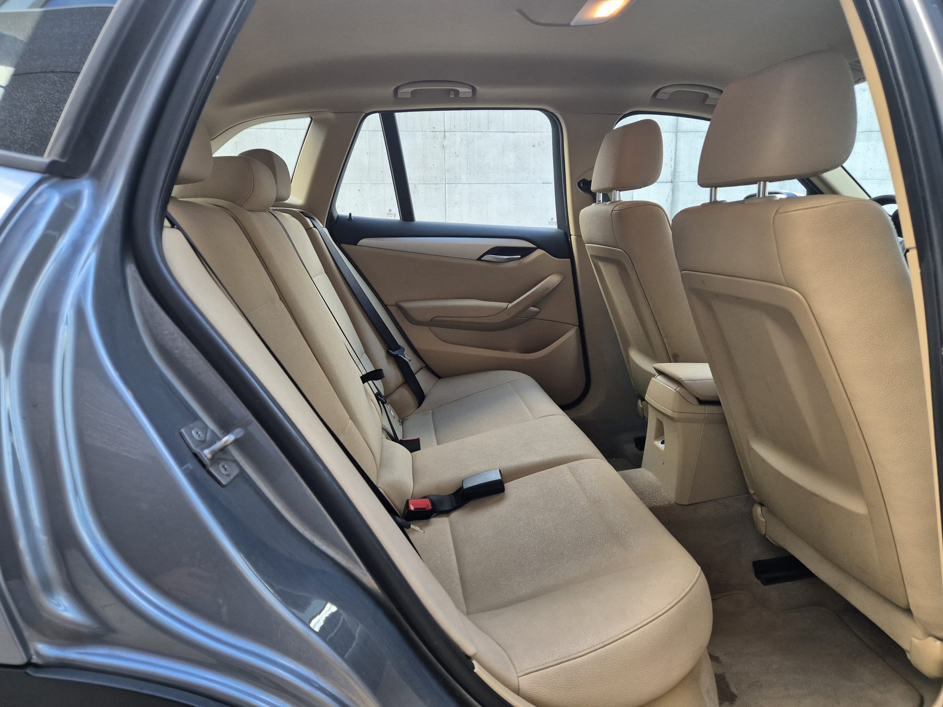 BMW X1 sDrive 18i Steptronic-image-10