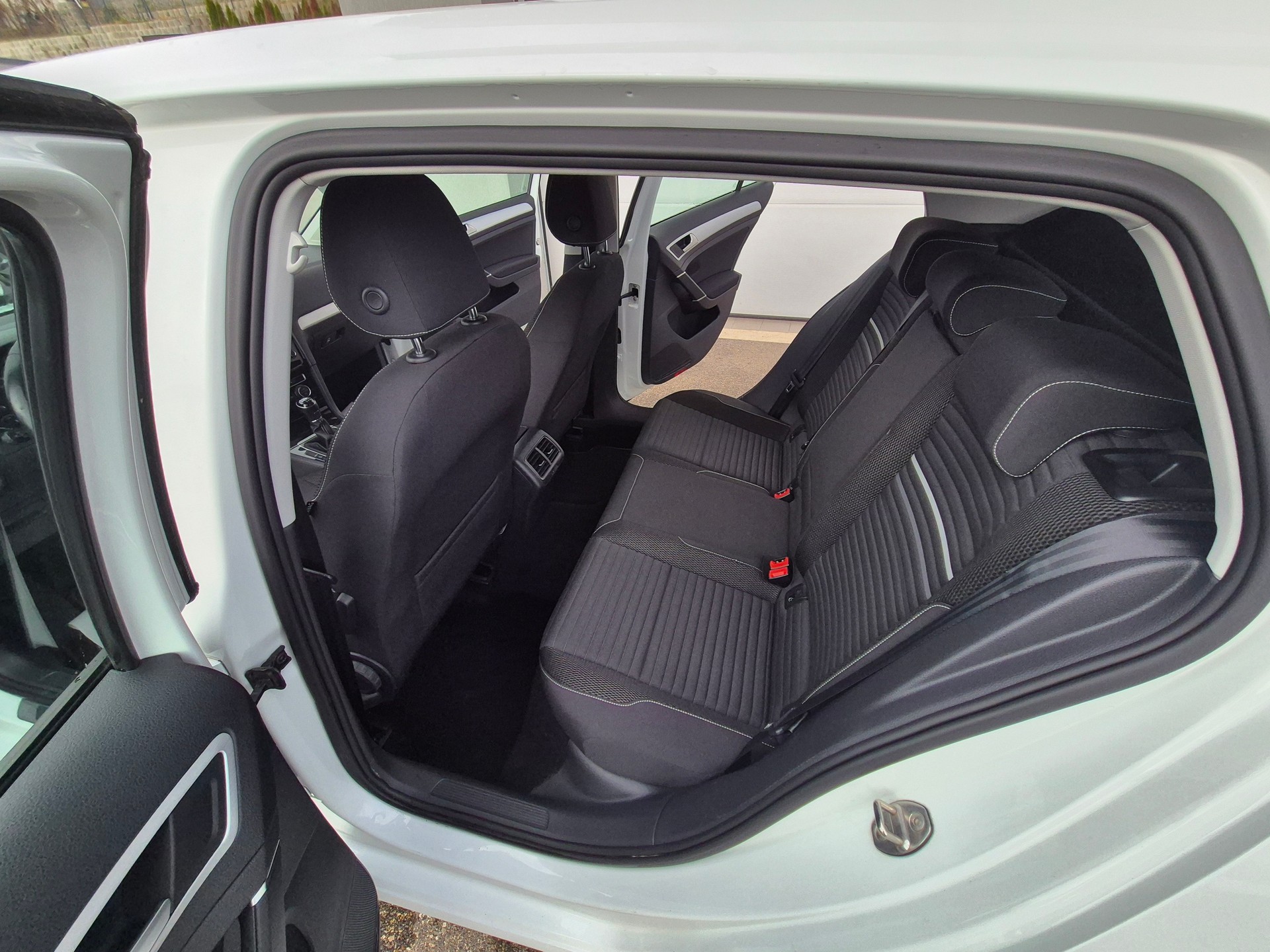 VW Golf 1.2 TSI Cup-image-9