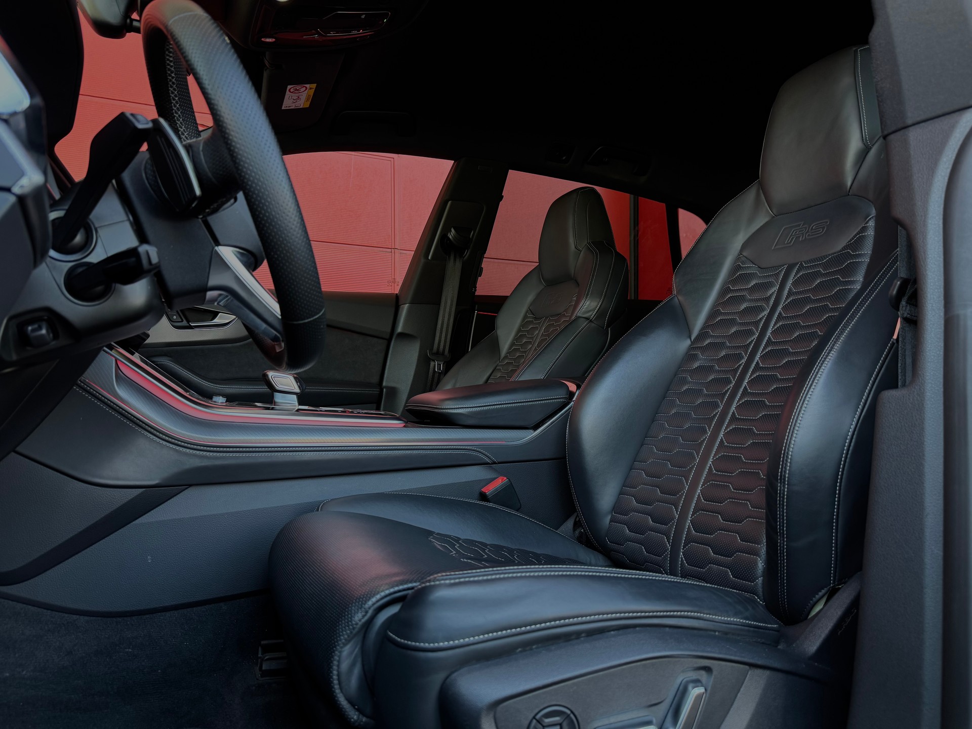 AUDI RSQ8 quattro tiptronic-image-11