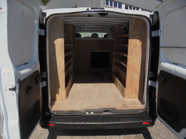 RENAULT Trafic 2.0 Energy dCi 120 3.0t Business L2H1-image-12