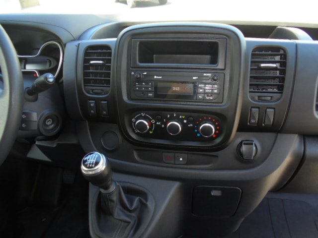 RENAULT Trafic 2.0 Energy dCi 120 3.0t Business L2H1-image-7