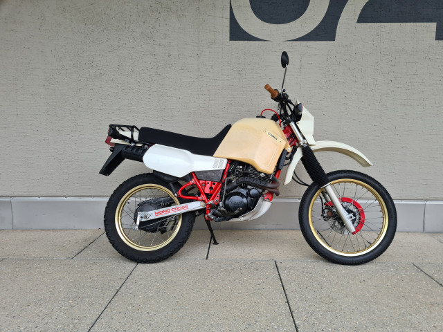 YAMAHA XT 600Z Tenere