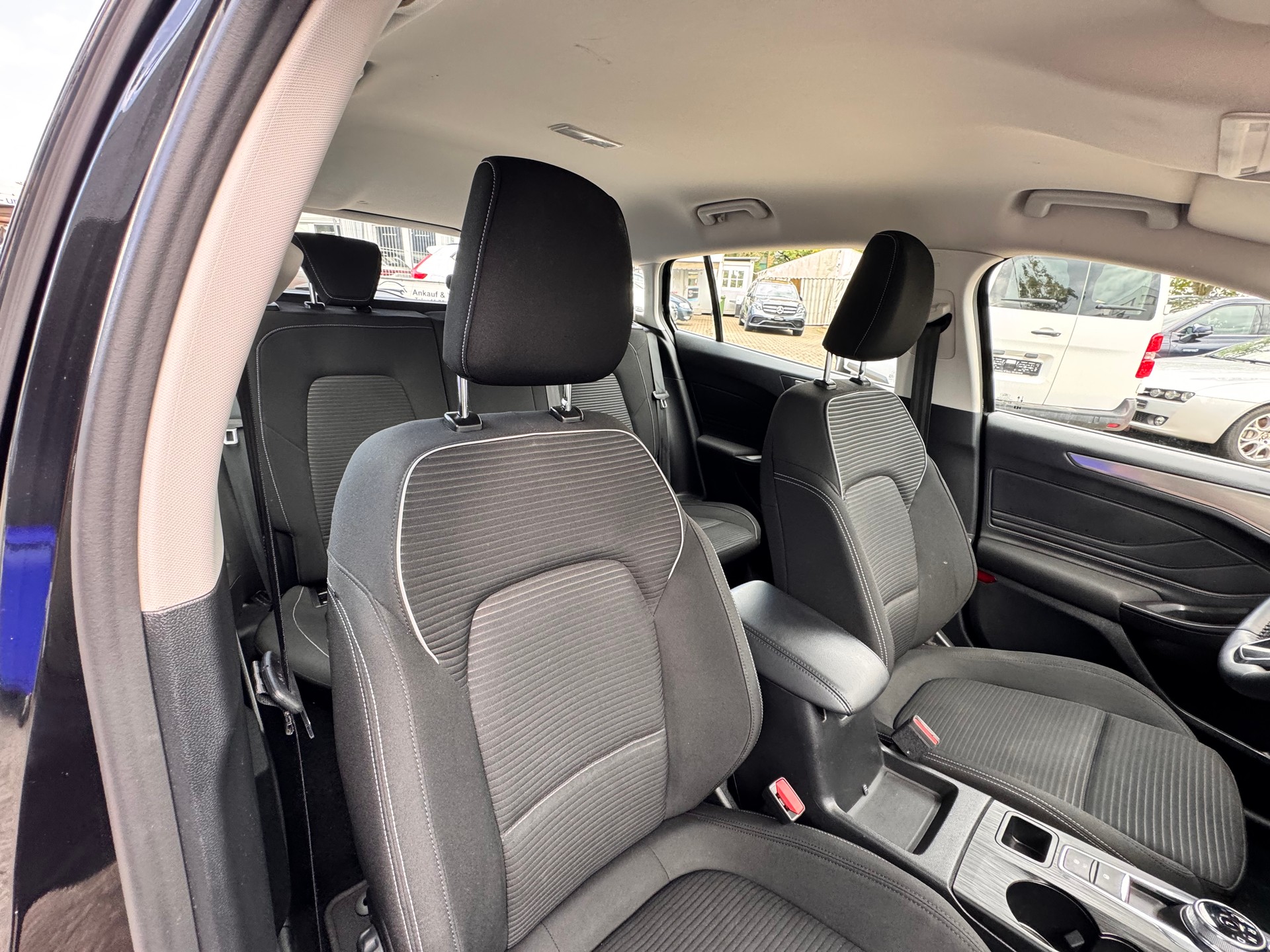 FORD Focus 1.5 EcoBlue TDCi Titanium X Automatic-image-9