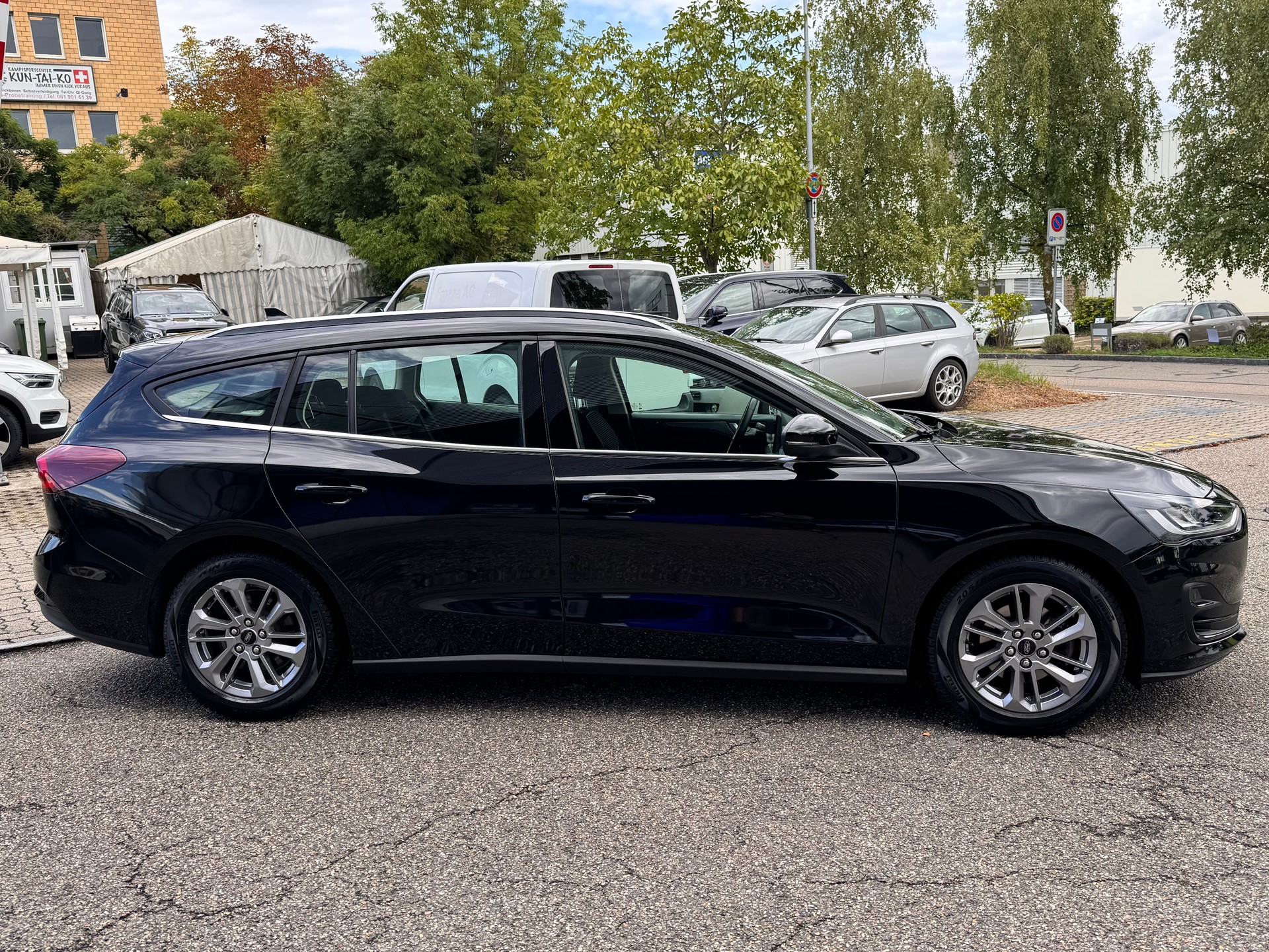 FORD Focus 1.5 EcoBlue TDCi Titanium X Automatic-image-1