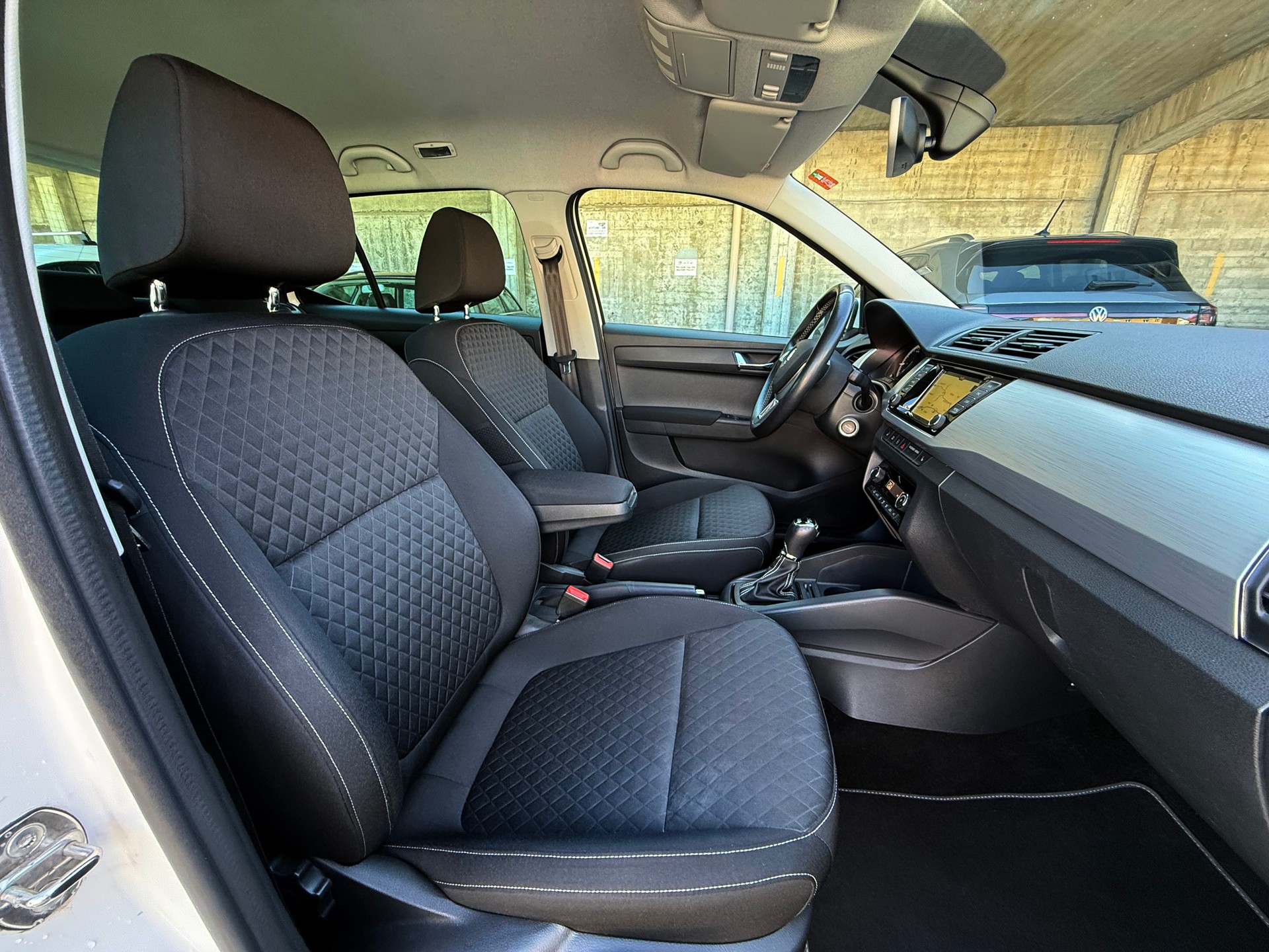 SKODA Fabia 1.2 TSI SWISS EDITION DSG-Automat-image-17