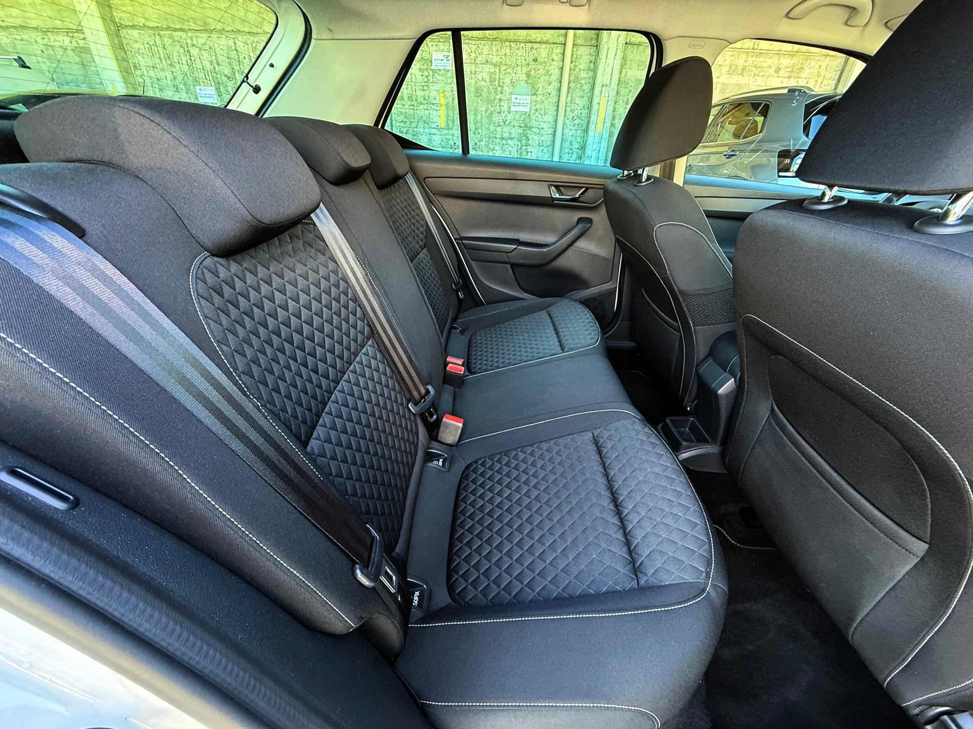 SKODA Fabia 1.2 TSI SWISS EDITION DSG-Automat-image-7