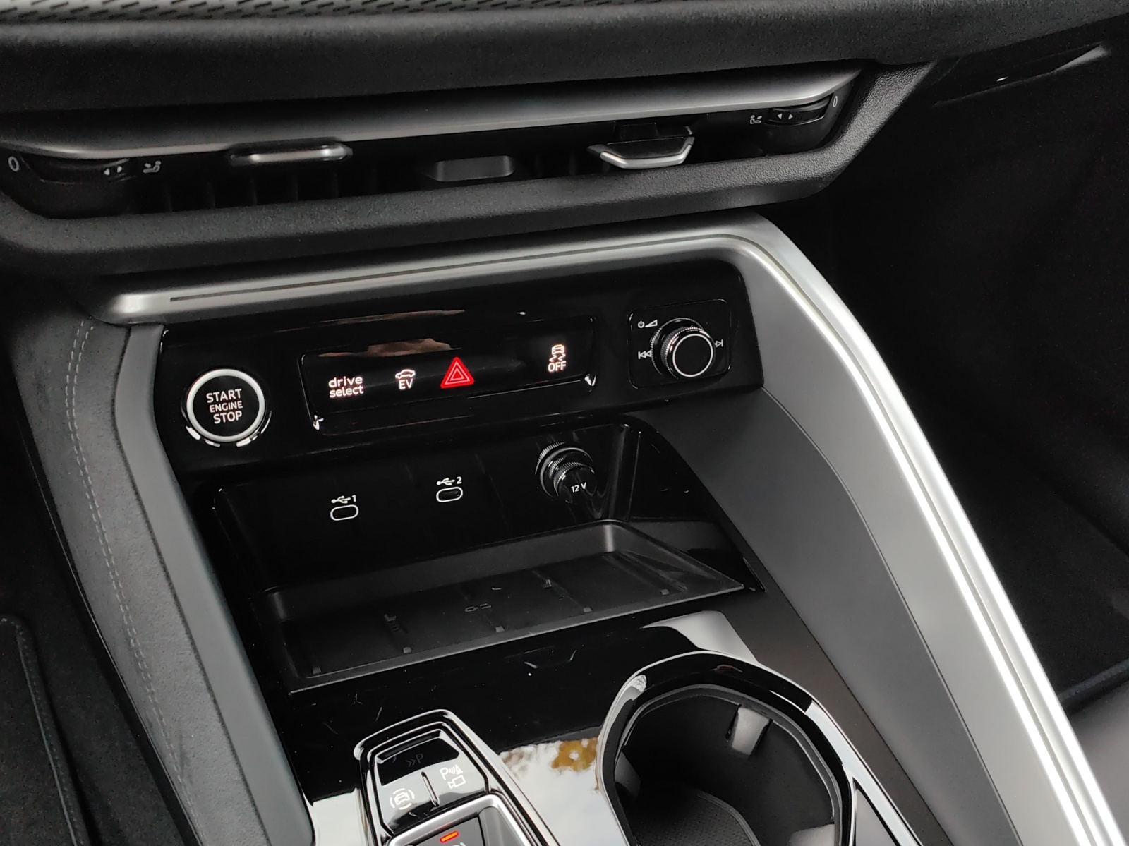 AUDI Q5 Sportback e-hybrid quattro 220 kW S-tronic-image-10