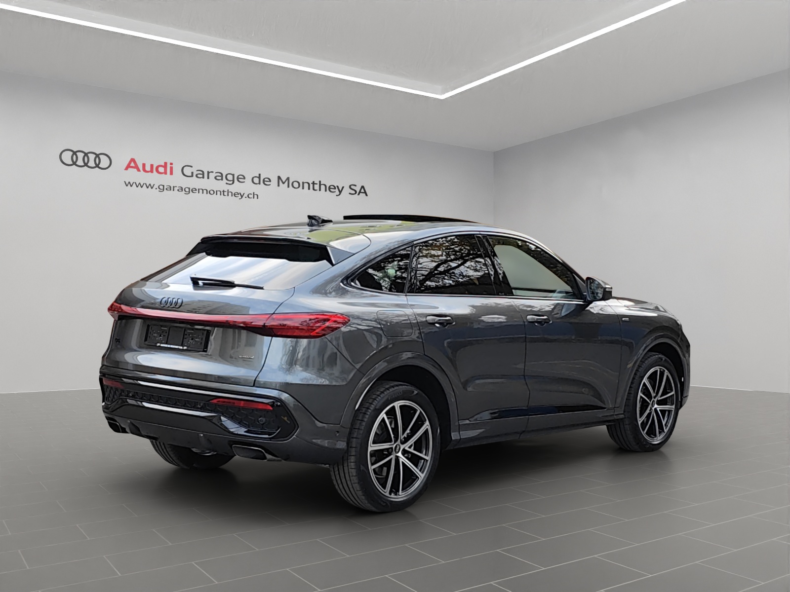 AUDI Q5 Sportback e-hybrid quattro 220 kW S-tronic-image-2