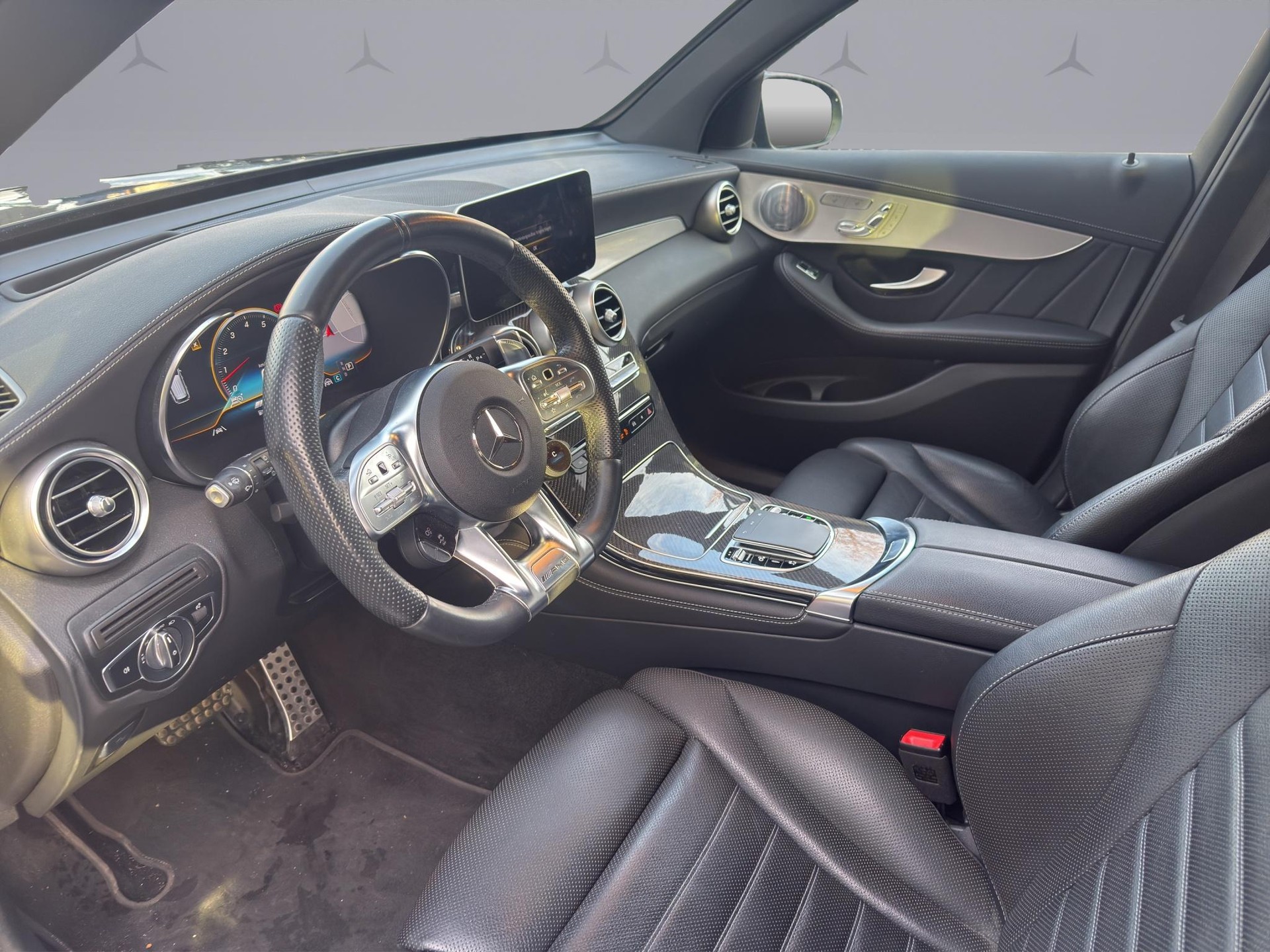 MERCEDES-BENZ GLC 43 AMG 4m-image-8