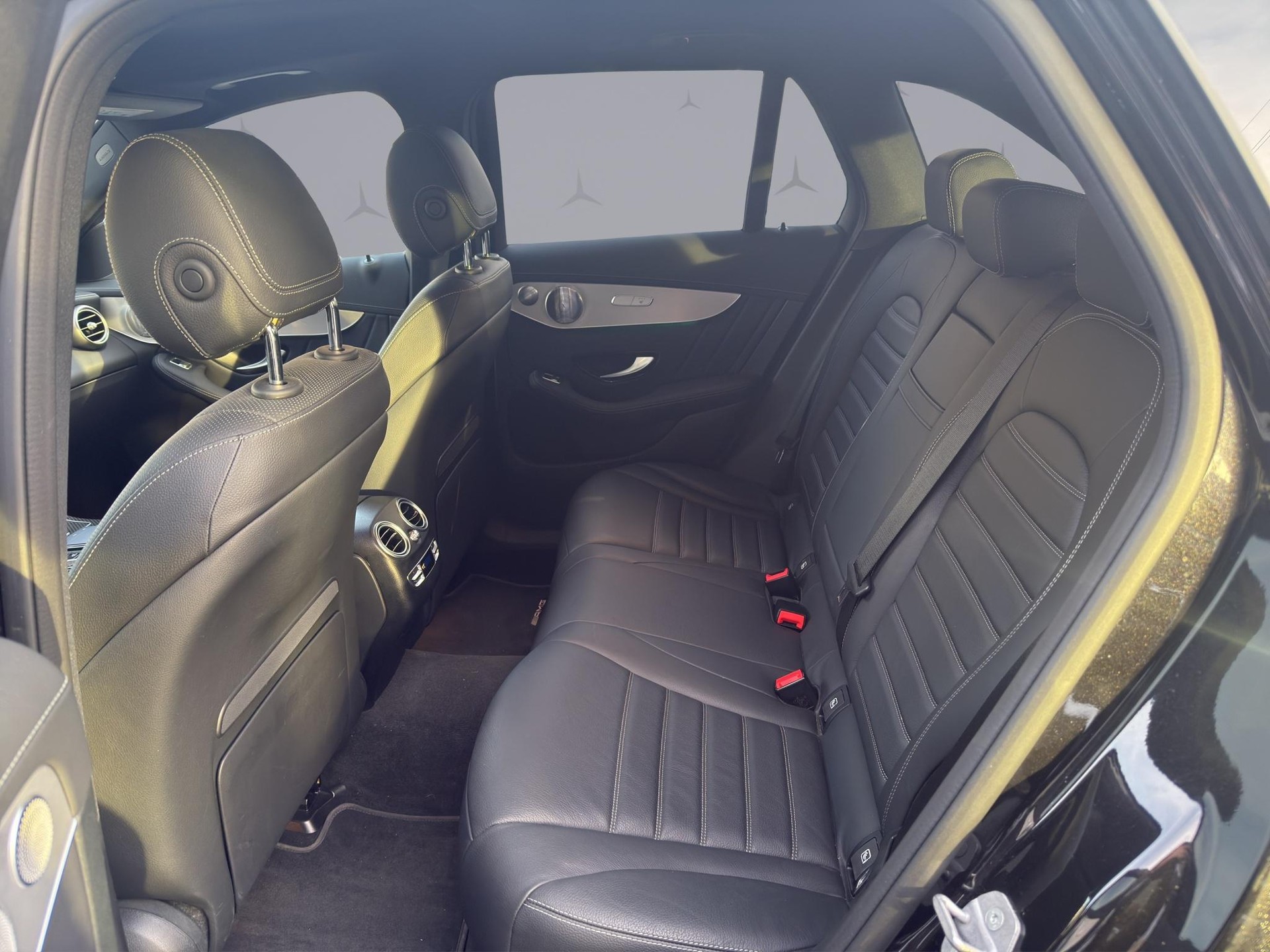 MERCEDES-BENZ GLC 43 AMG 4m-image-11
