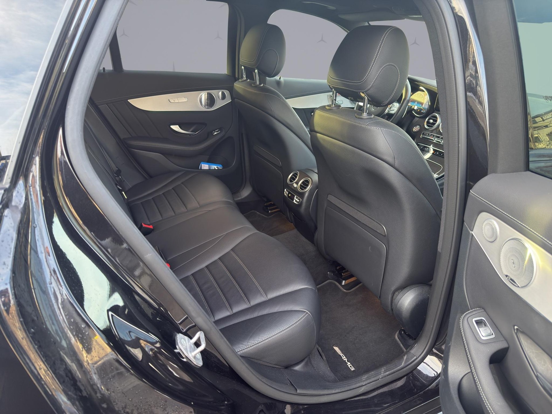 MERCEDES-BENZ GLC 43 AMG 4m-image-16