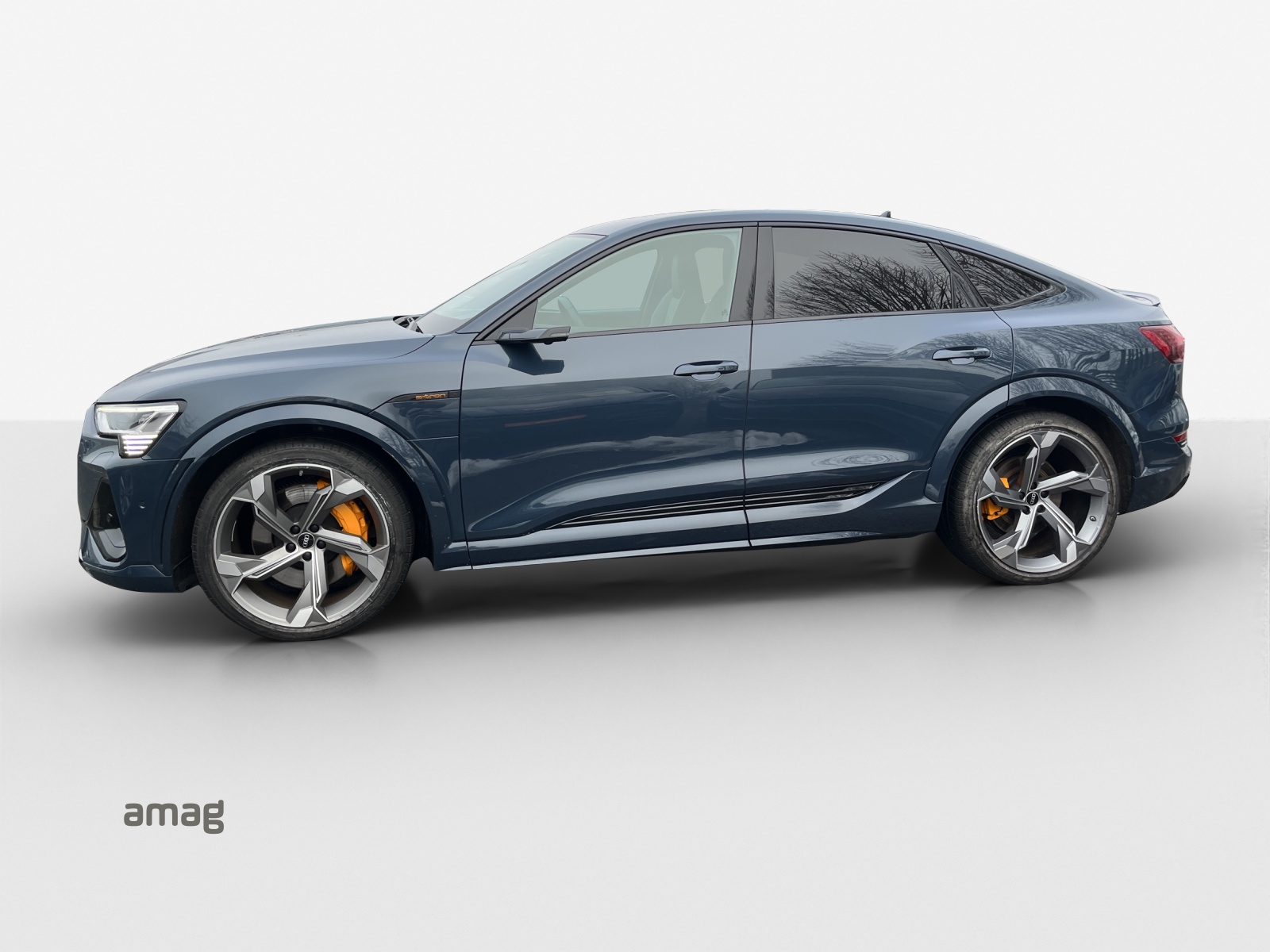 AUDI e-tron S Sportback quattro-image-1