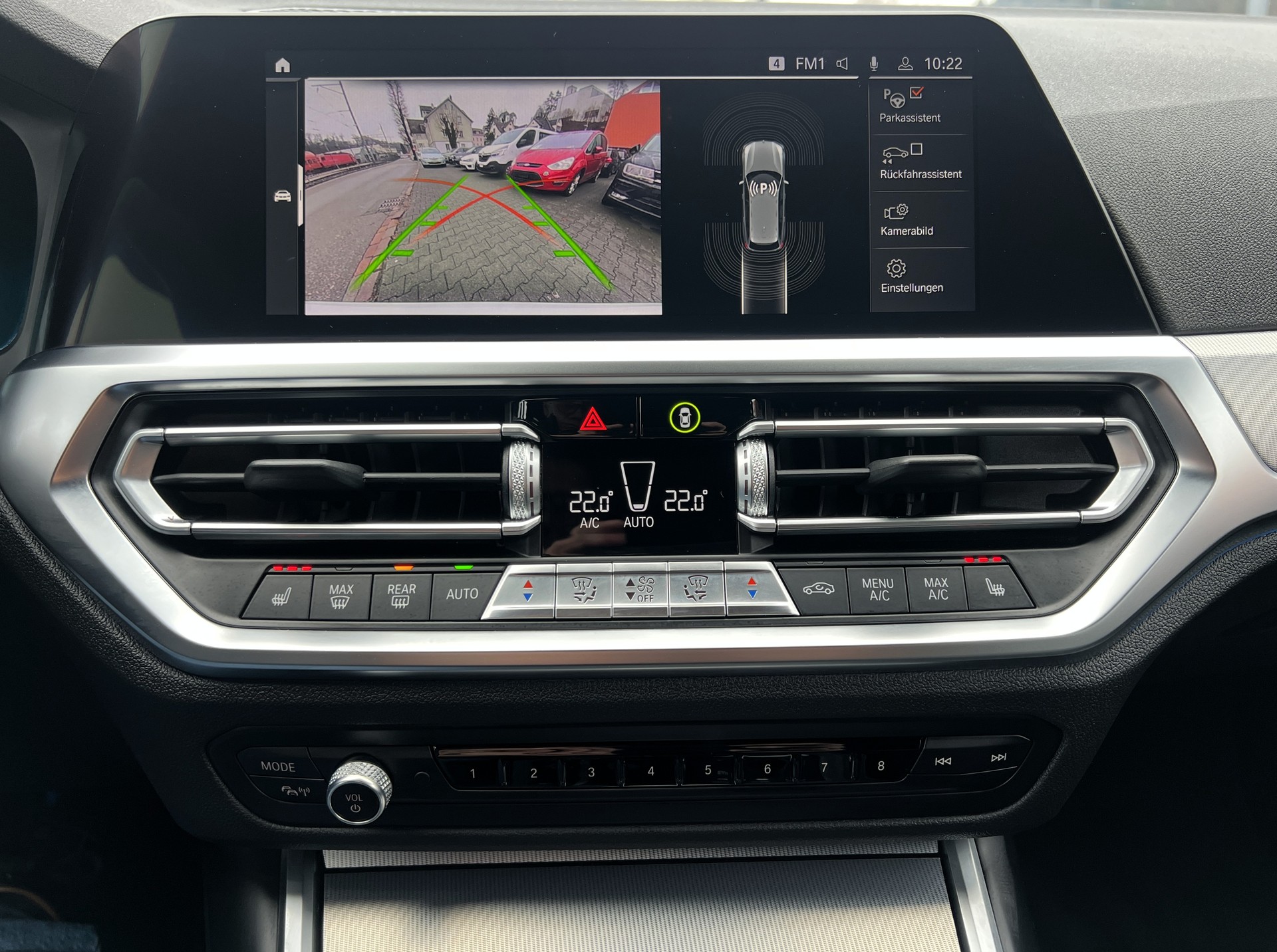 BMW 320e xDrive Touring M Sport Steptronic-image-20