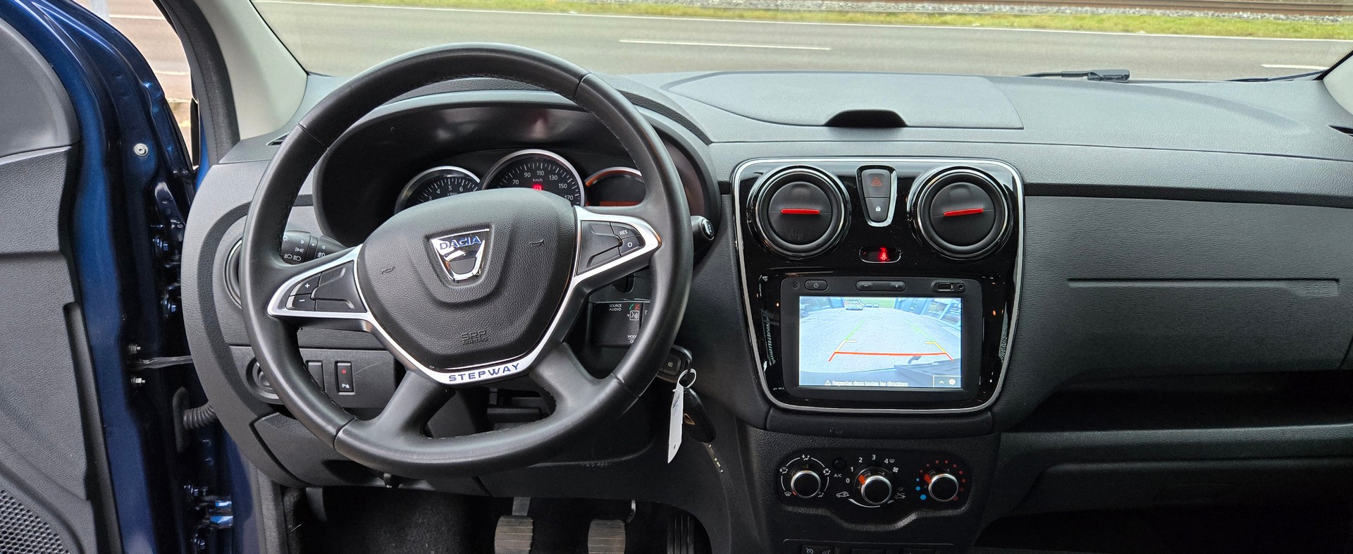 DACIA Lodgy TCE 130 Ultimate S/S 7P-image-12