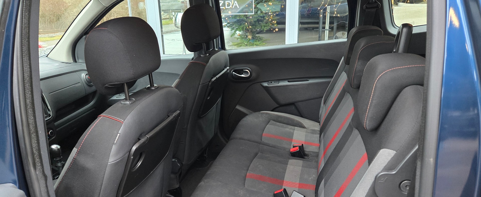DACIA Lodgy TCE 130 Ultimate S/S 7P-image-8