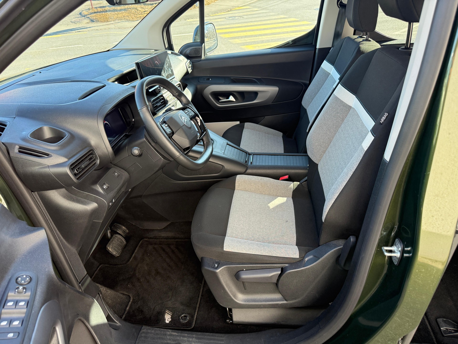 CITROEN Berlingo XL 1.5 BlueHDi 130 Max-image-6