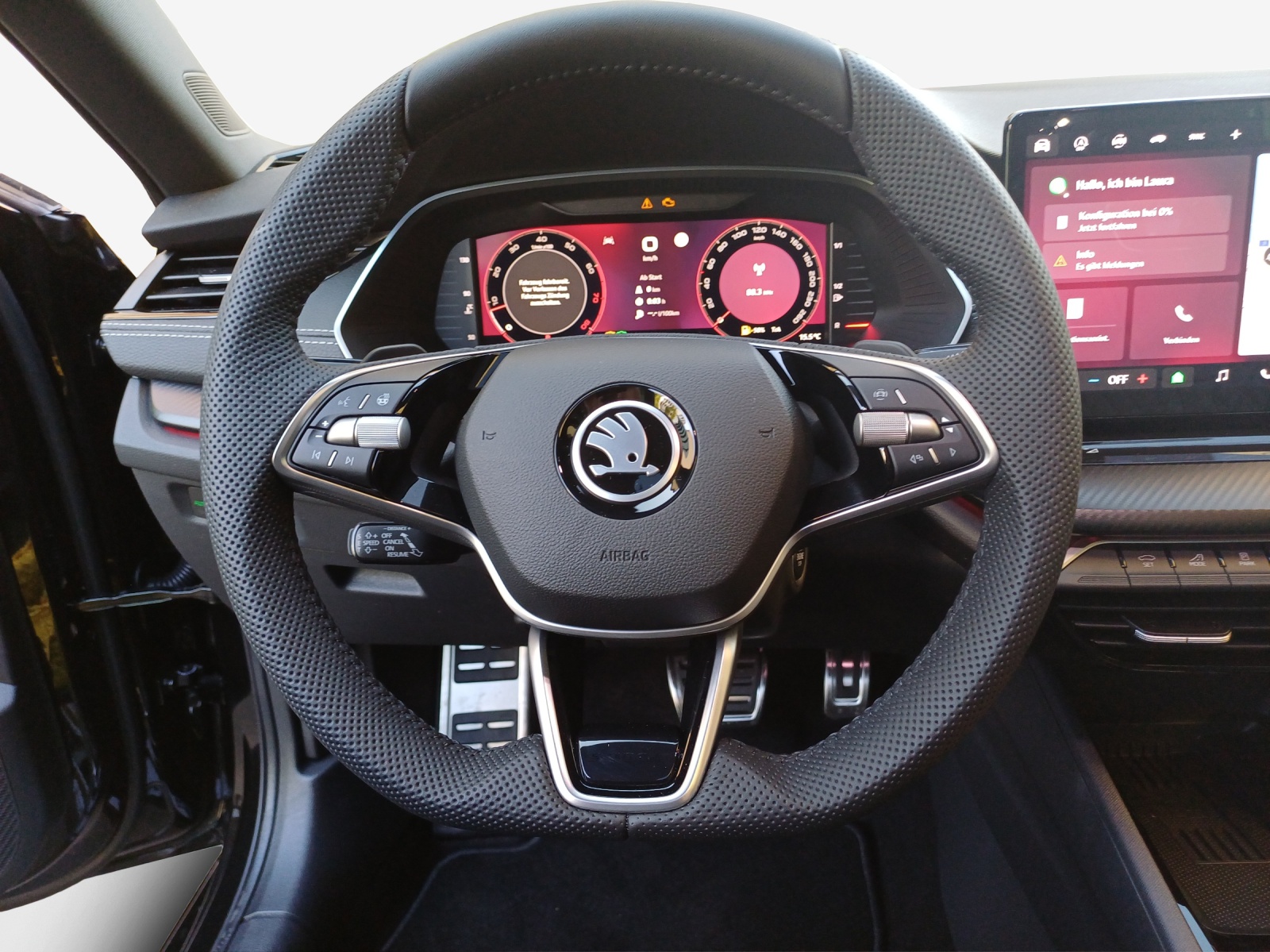 SKODA Octavia Combi 1.5 TSI mHEV DSG Sport Line-image-9