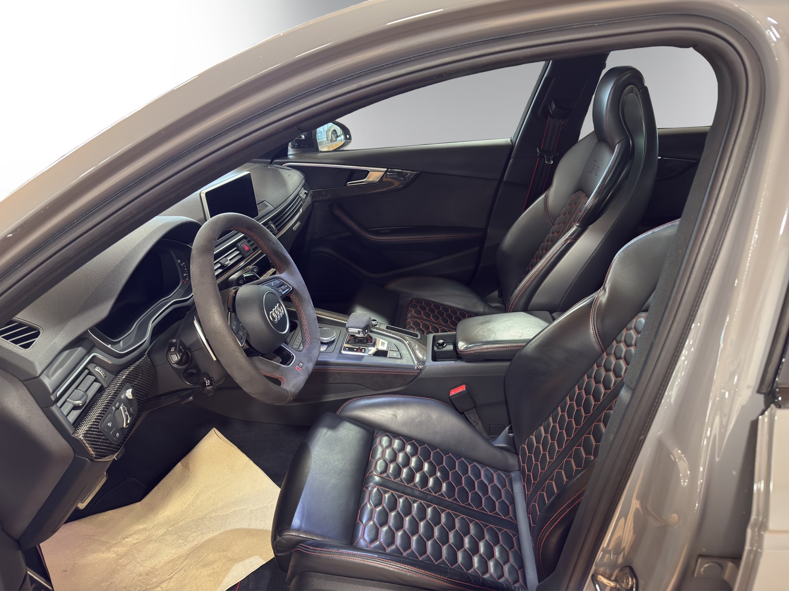 Image AUDI RS4 RS4 Avant 2.9 TFSI quattro tiptronic