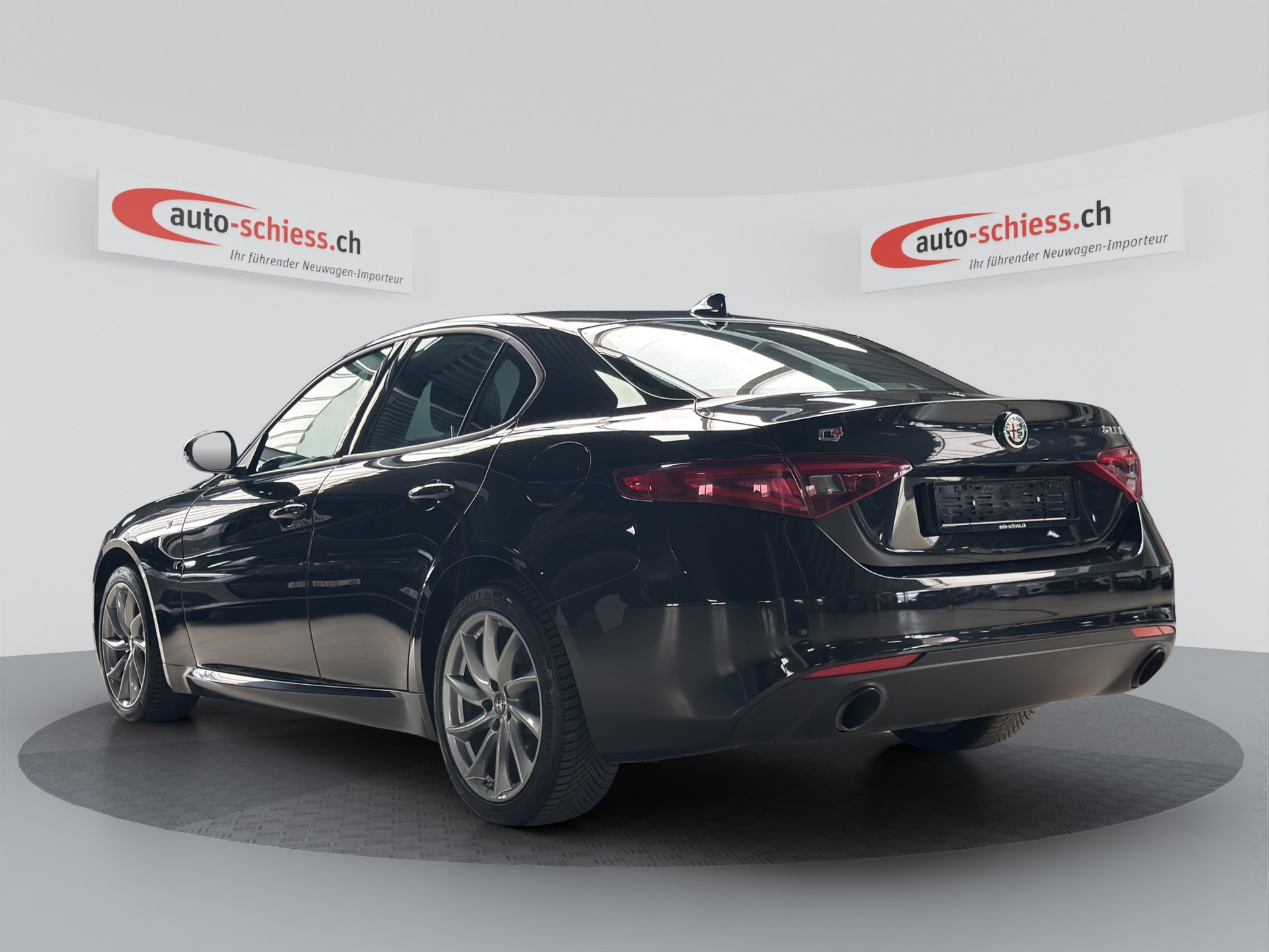 ALFA ROMEO Giulia 2.0 Ti Q4-image-2