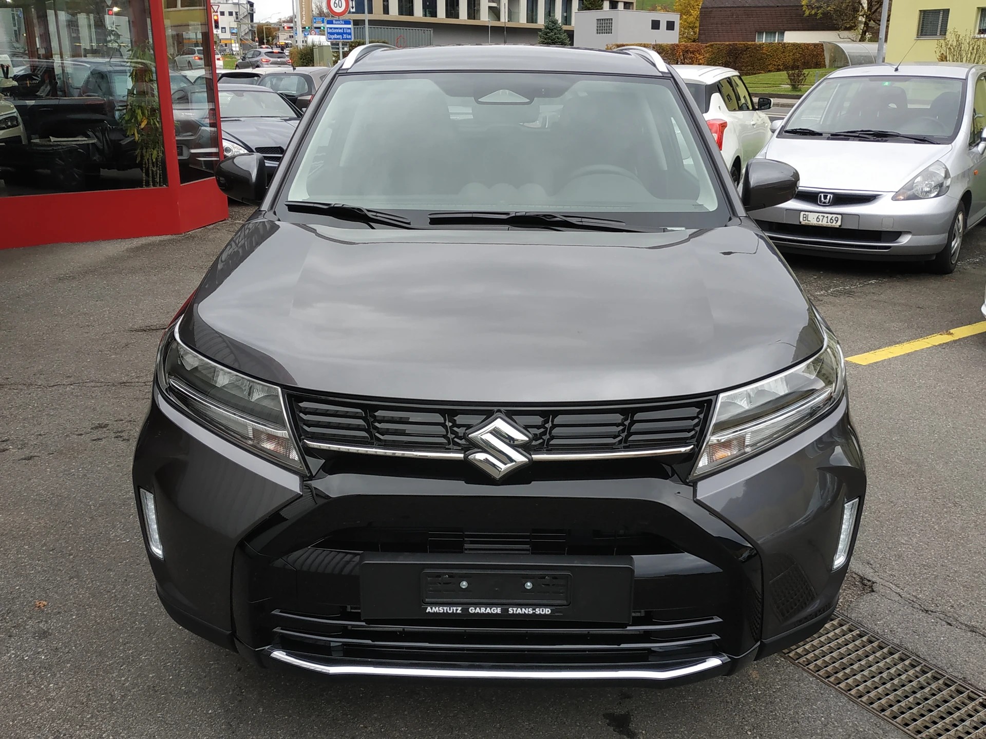 SUZUKI Vitara 1.4 Boosterjet Compact + 4x4 Hybrid Automatic-image-3