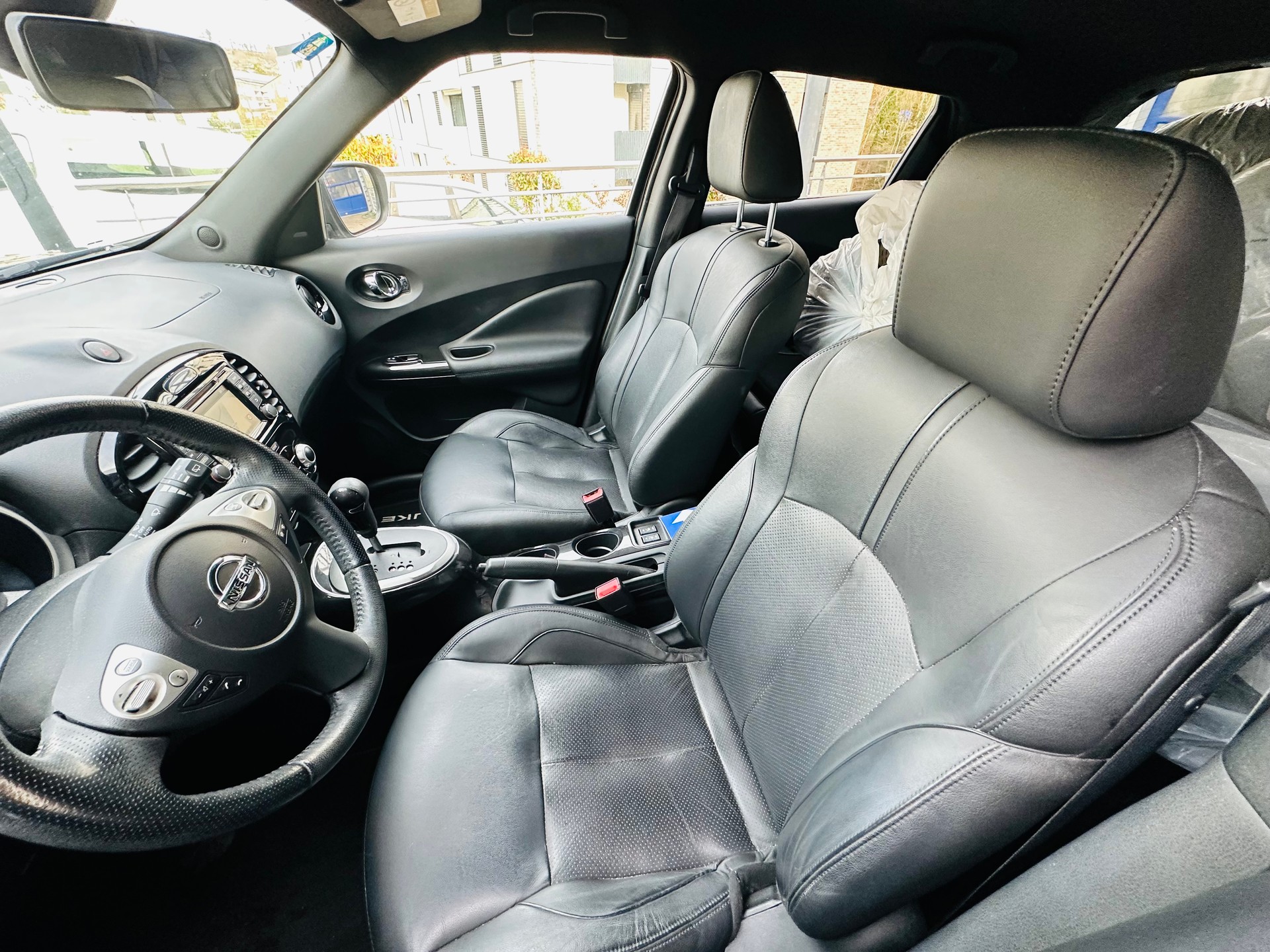 NISSAN Juke 1.6 DIG-T N-Connecta 4x4 Xtronic M-CVT-image-13