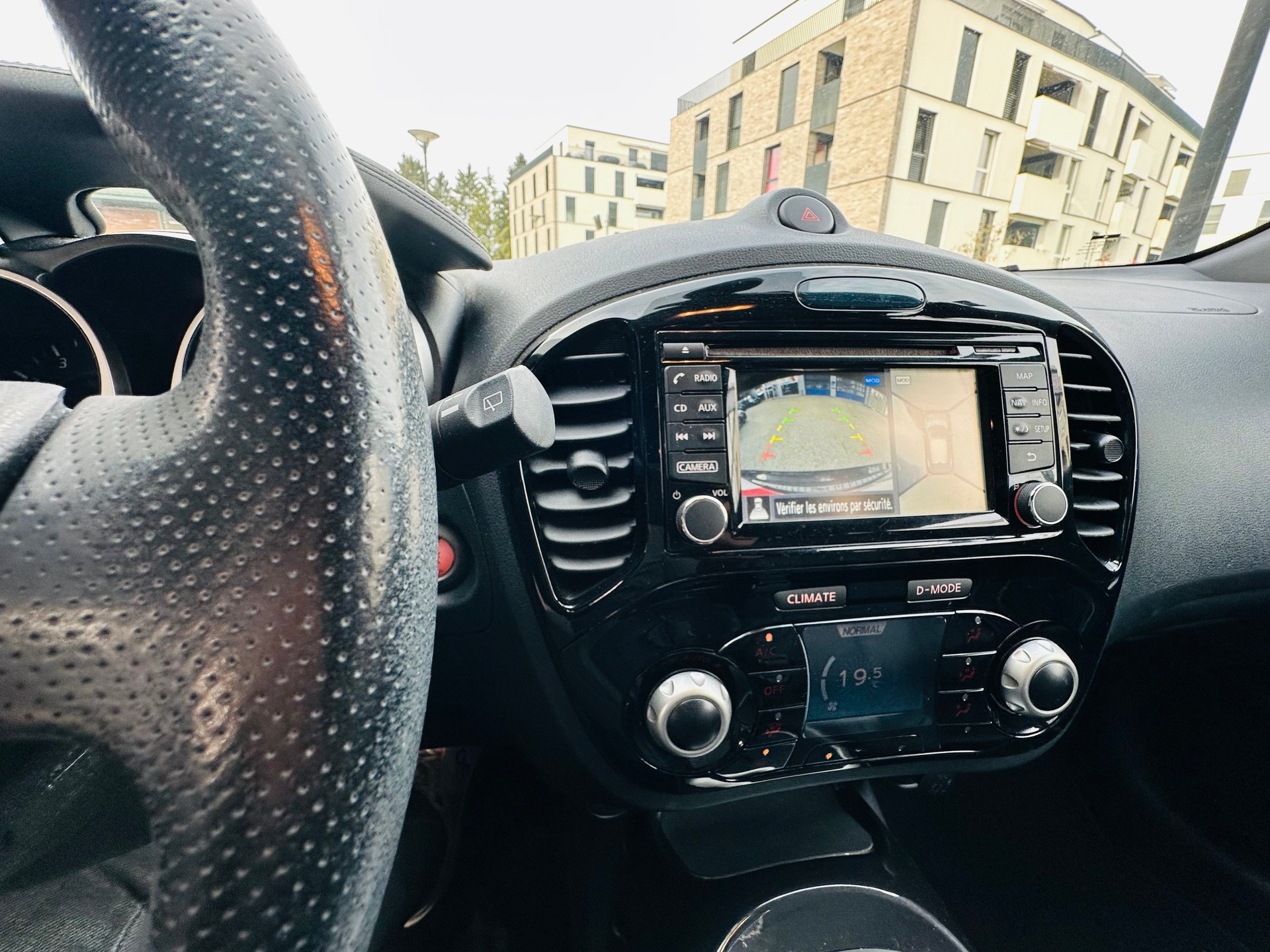 NISSAN Juke 1.6 DIG-T N-Connecta 4x4 Xtronic M-CVT-image-16