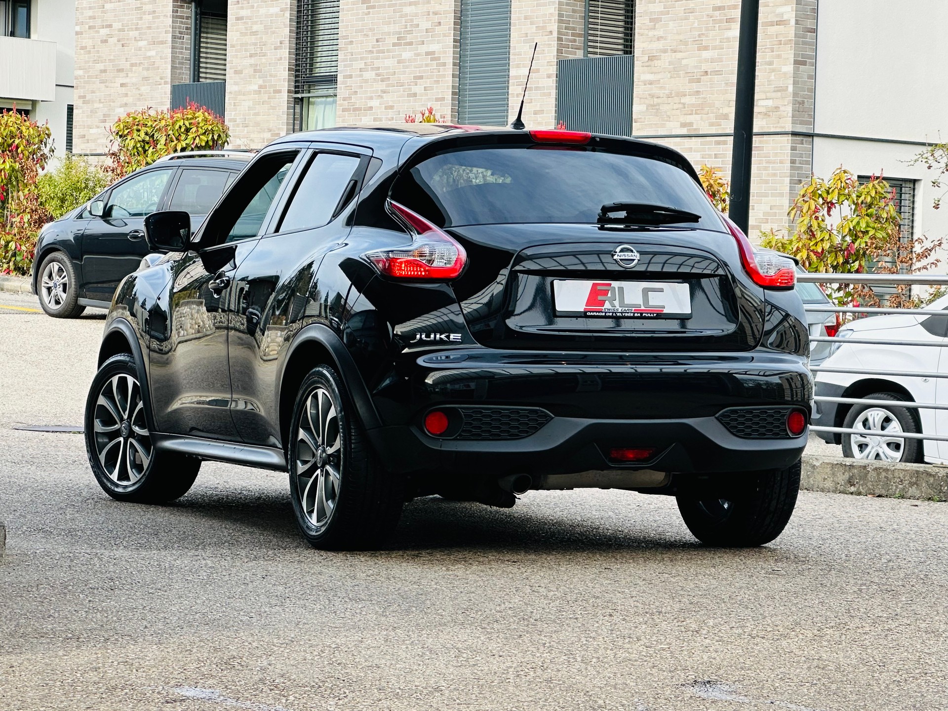 NISSAN Juke 1.6 DIG-T N-Connecta 4x4 Xtronic M-CVT-image-9