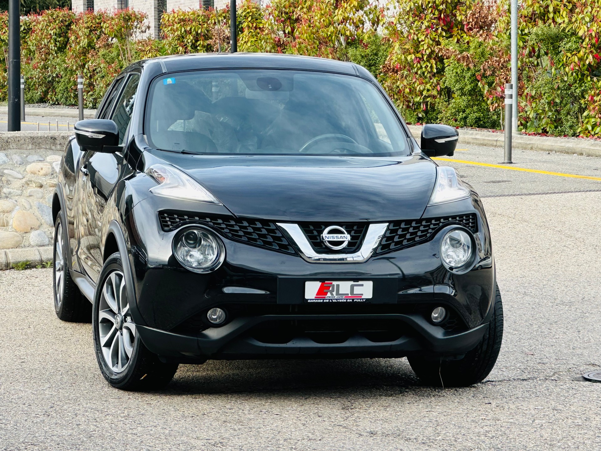 NISSAN Juke 1.6 DIG-T N-Connecta 4x4 Xtronic M-CVT-image-2
